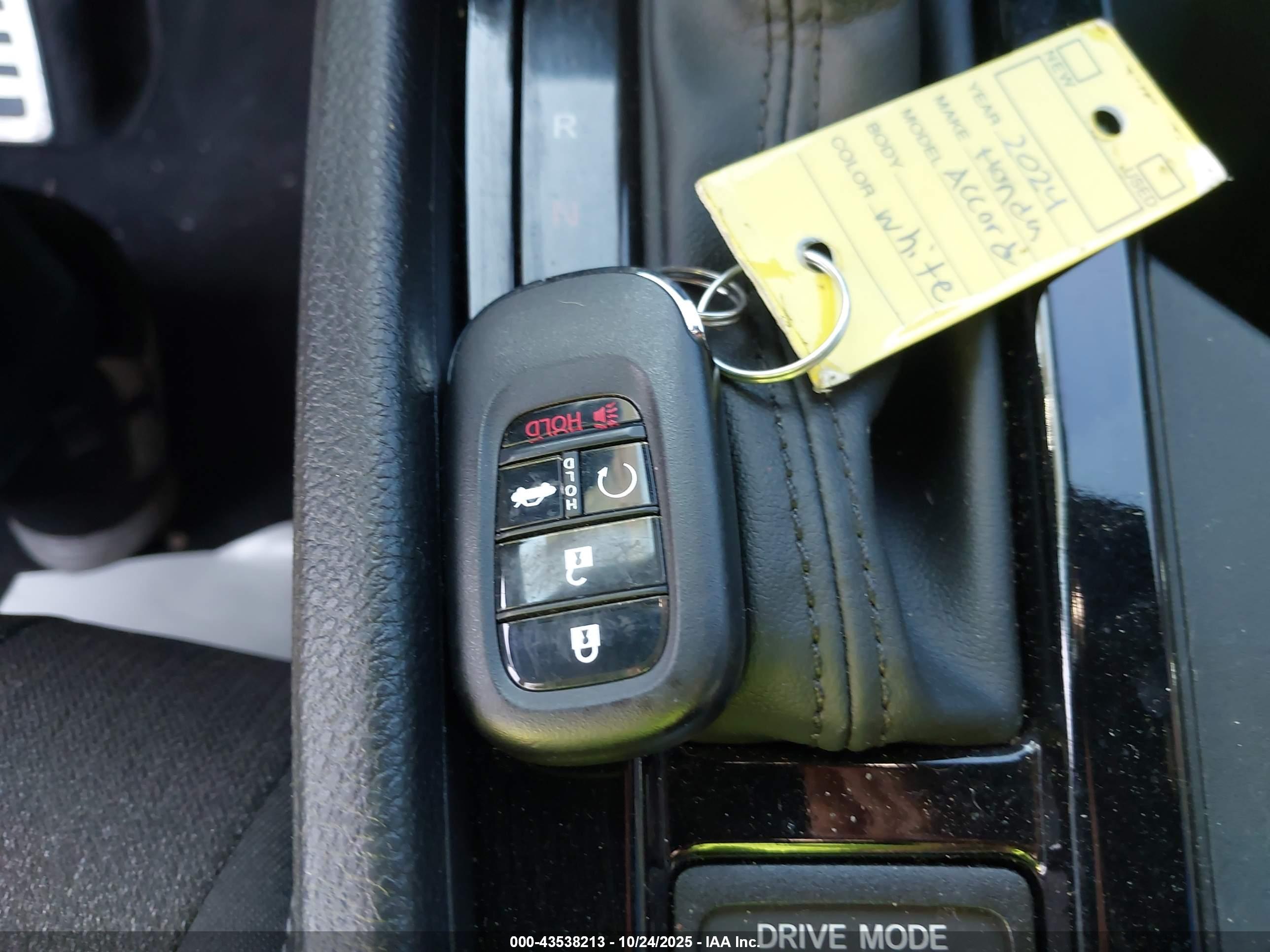 HONDA ACCORD image 11