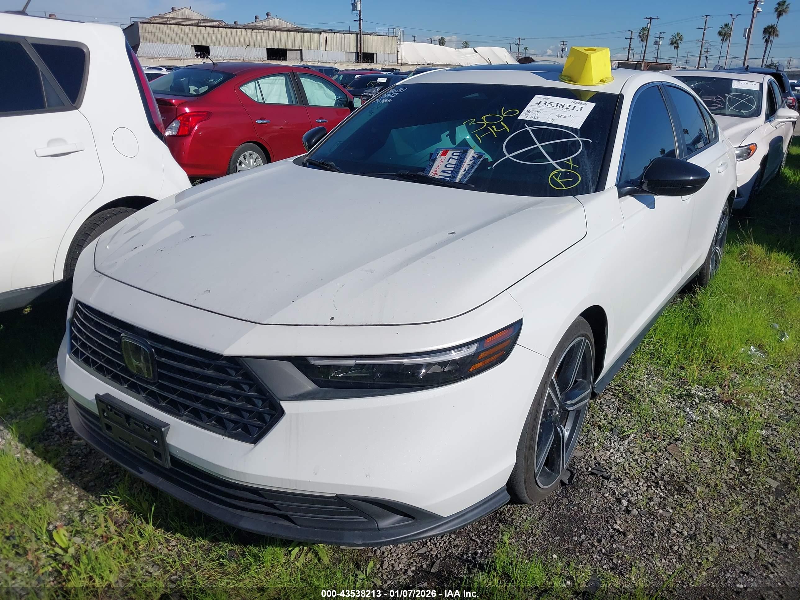 HONDA ACCORD image 2