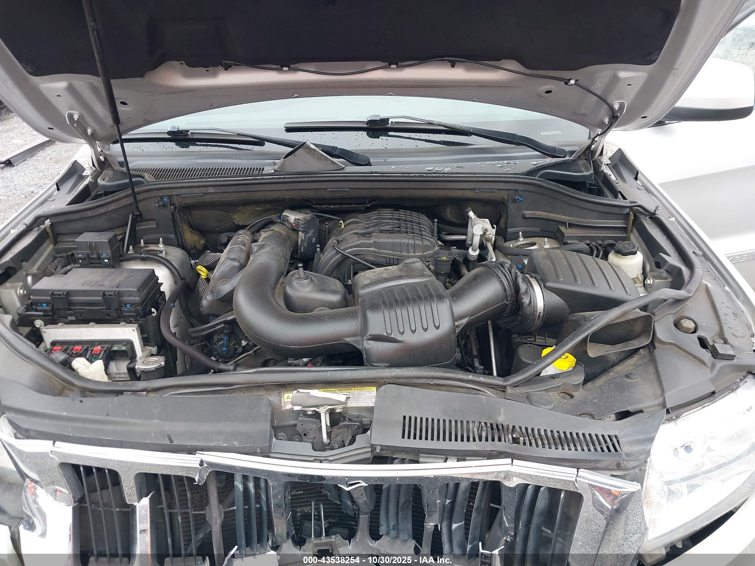 JEEP GRAND image 10