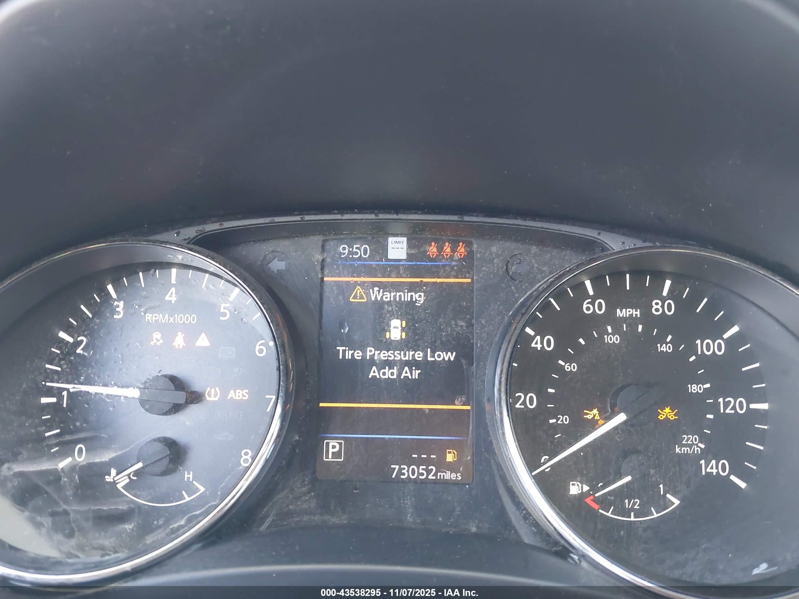 NISSAN ROGUE image 7