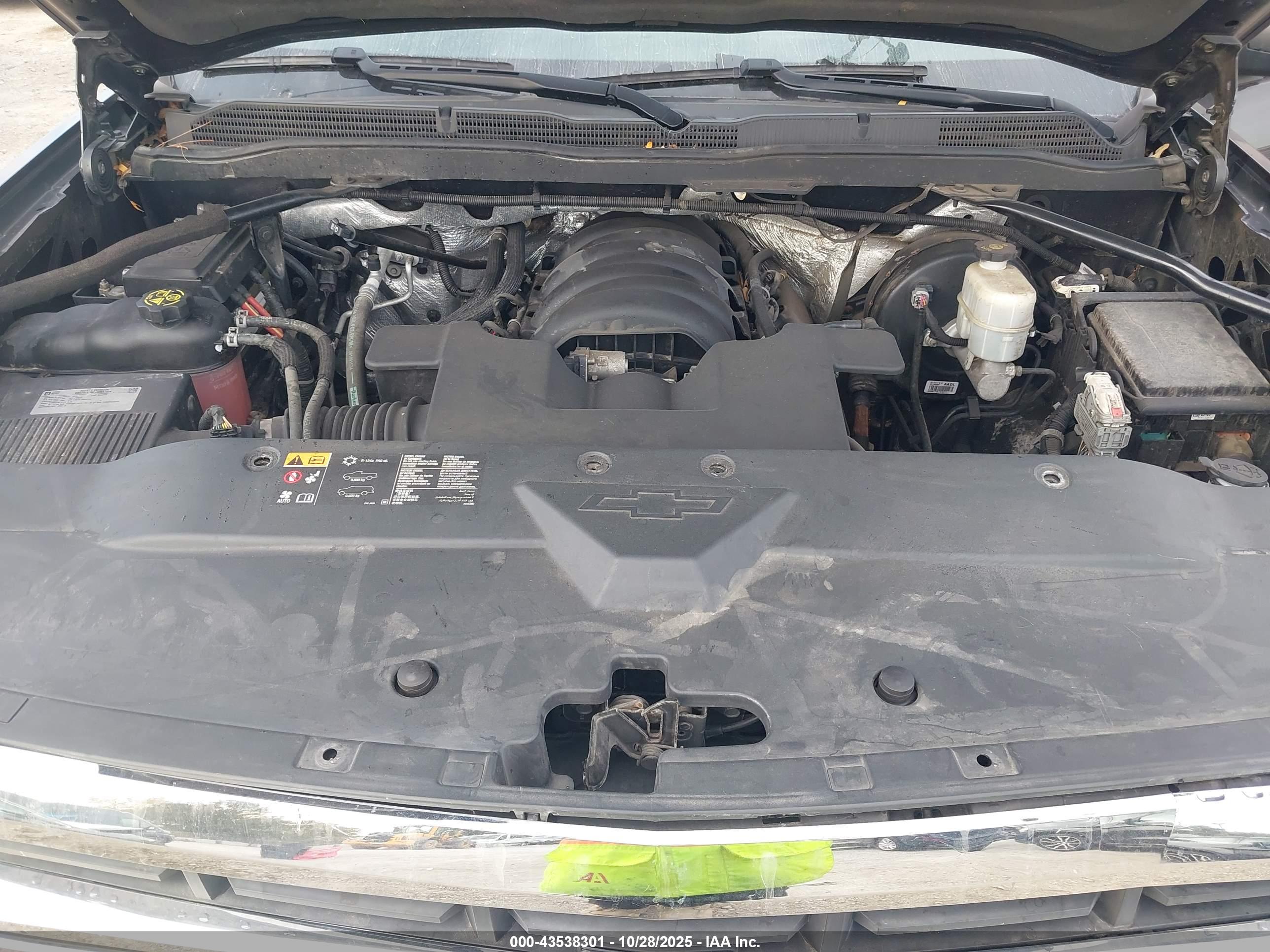 CHEVROLET SILVERADO image 10