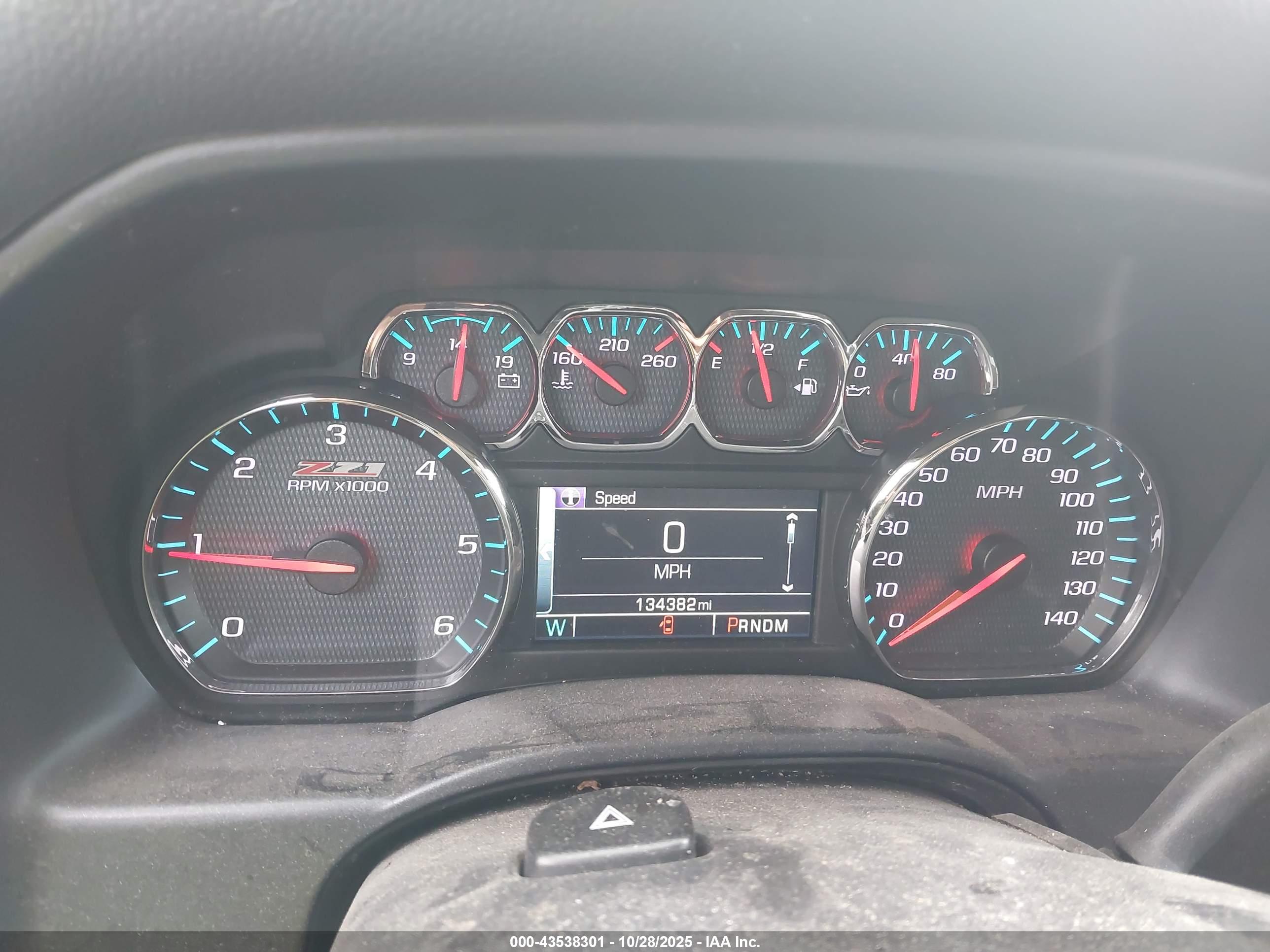 CHEVROLET SILVERADO image 7