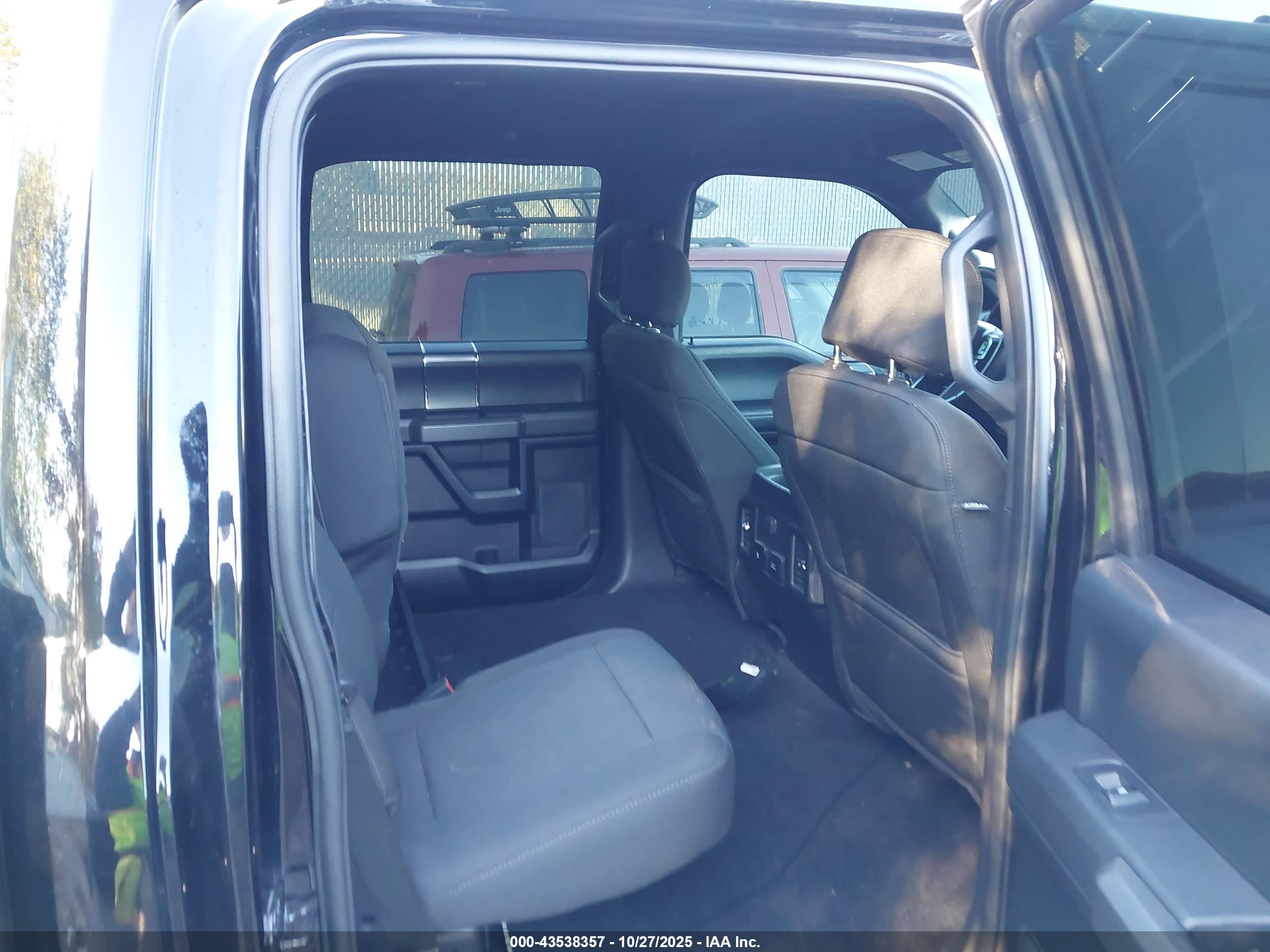 FORD F-150 image 8