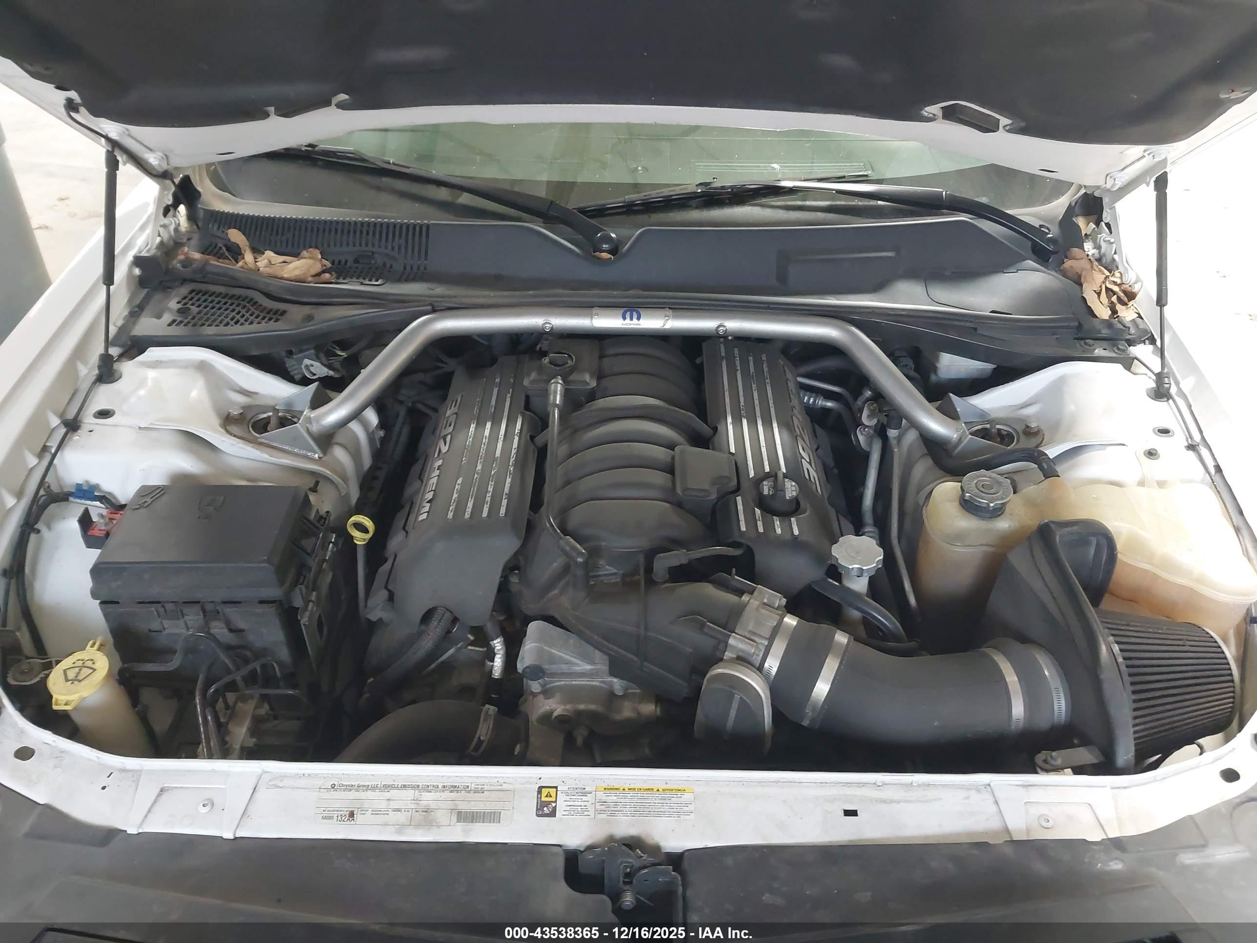 DODGE CHALLENGER image 10