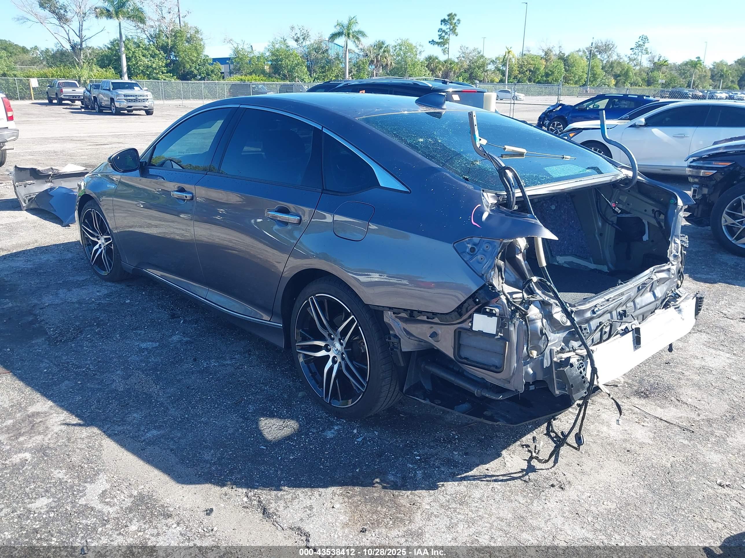 HONDA ACCORD image 3
