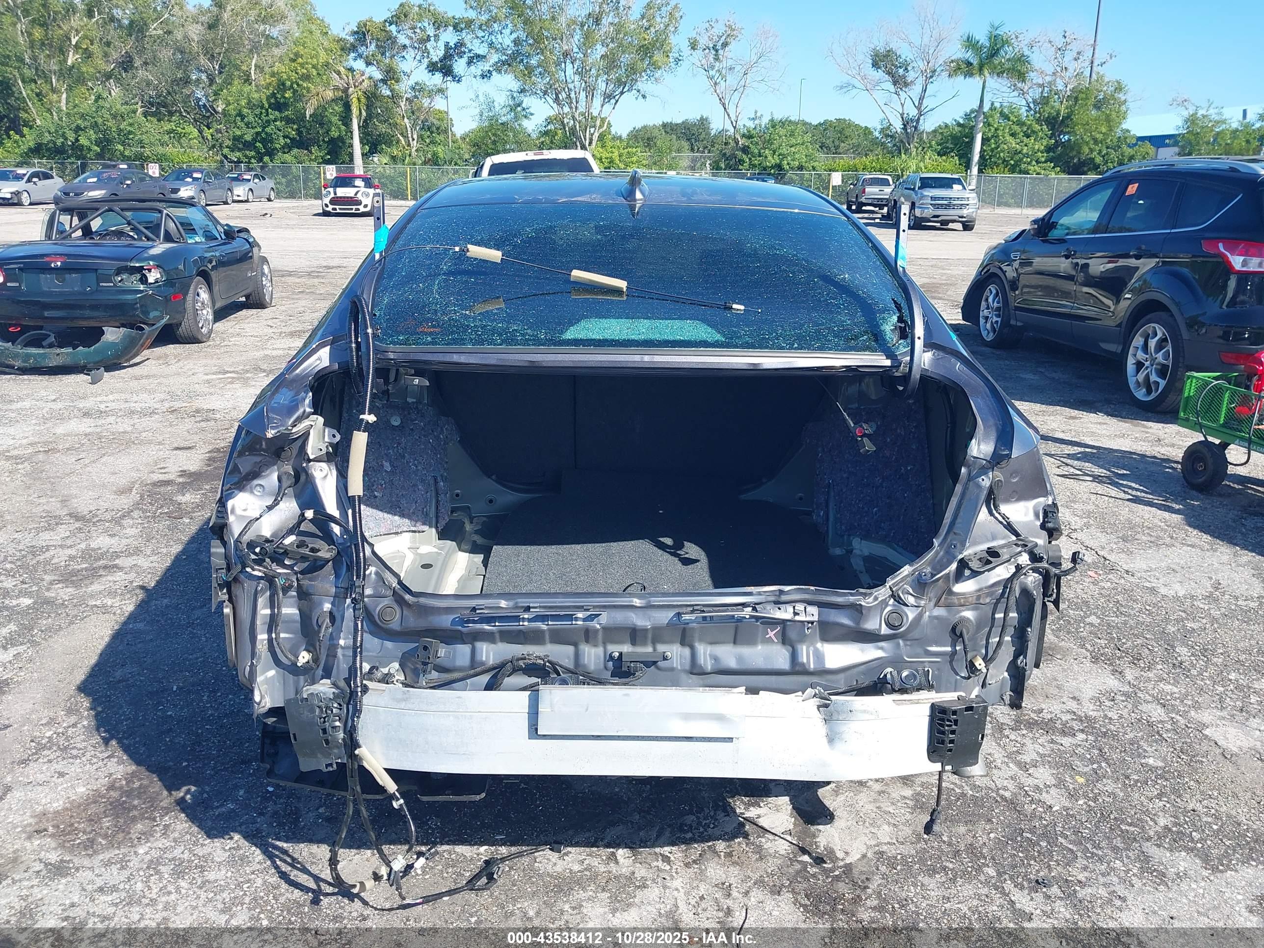 HONDA ACCORD image 6