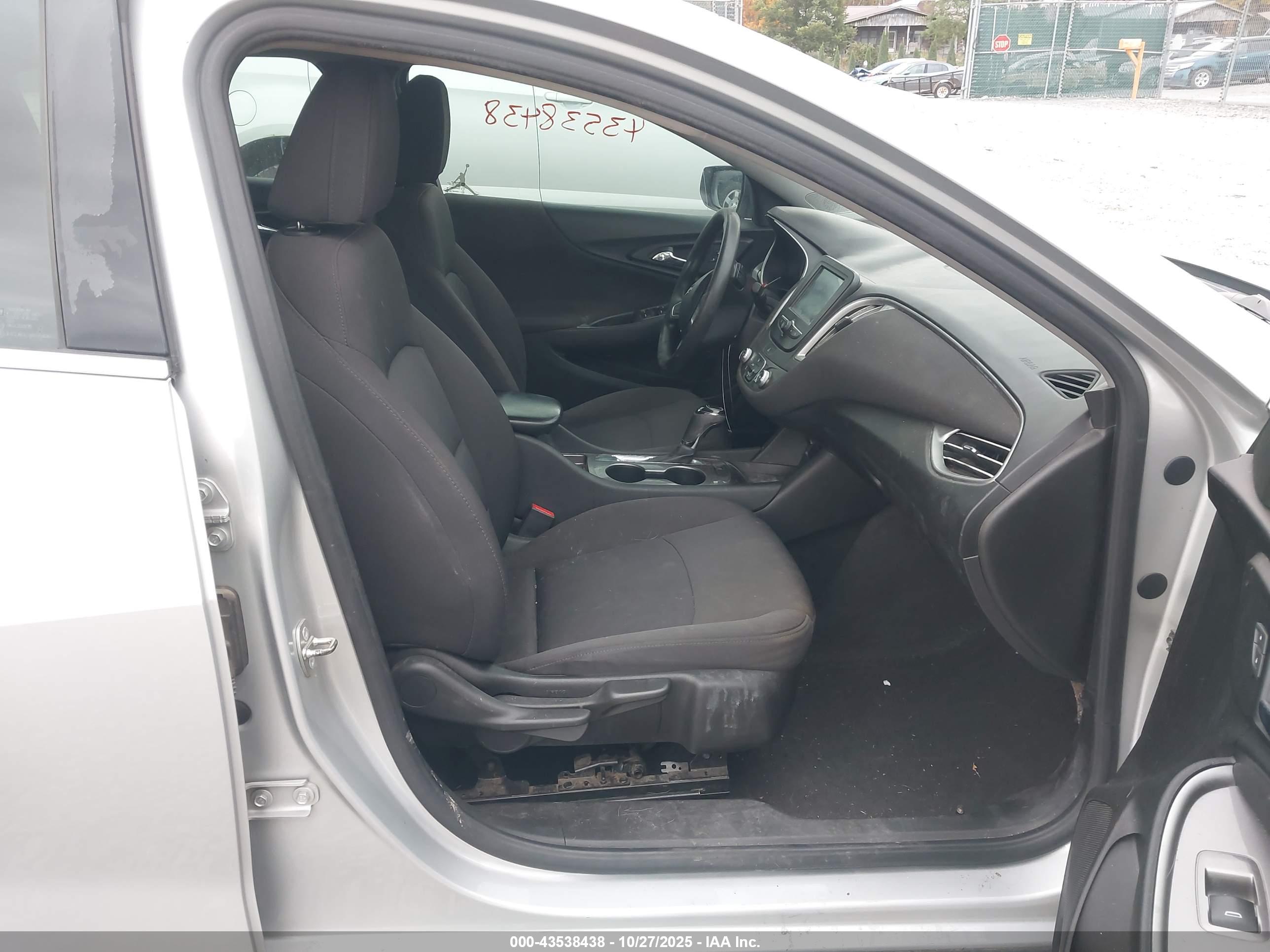 CHEVROLET MALIBU image 5