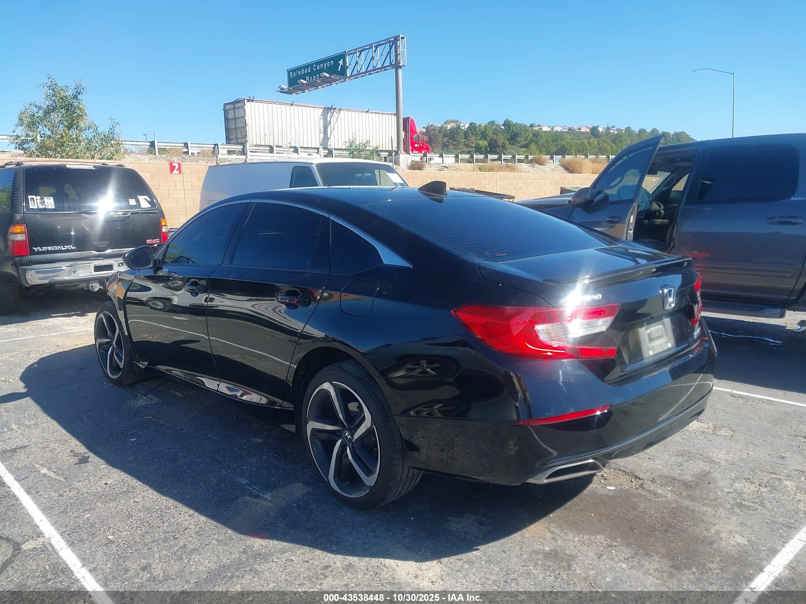HONDA ACCORD image 3