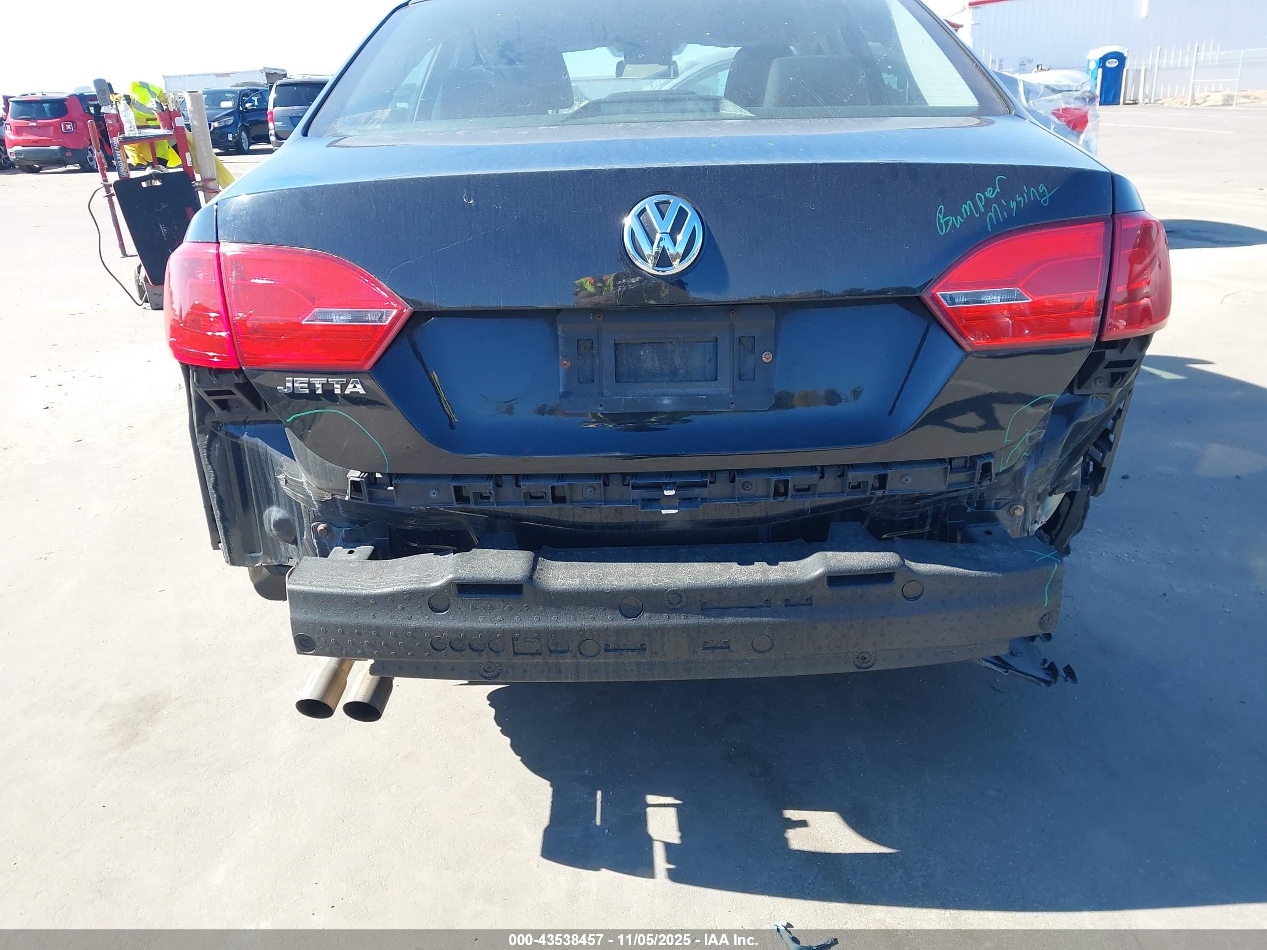 VOLKSWAGEN JETTA image 6