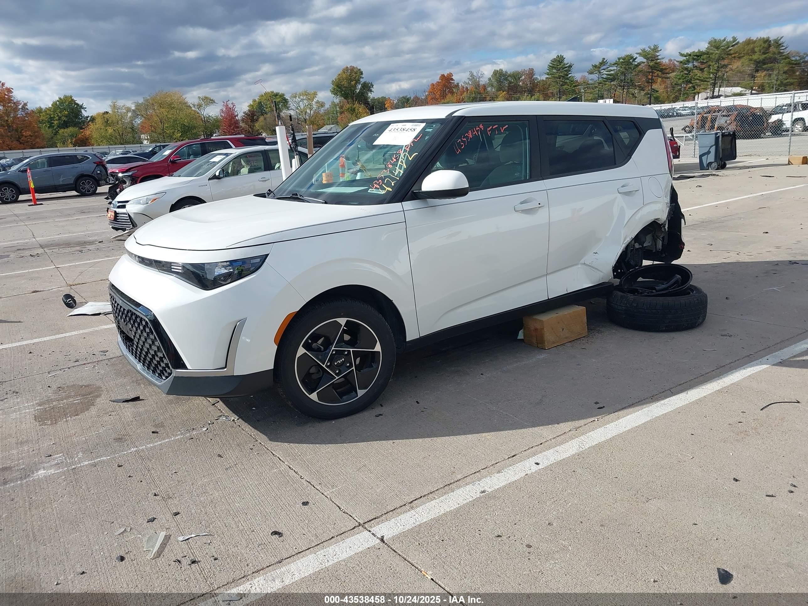 KIA SOUL image 2