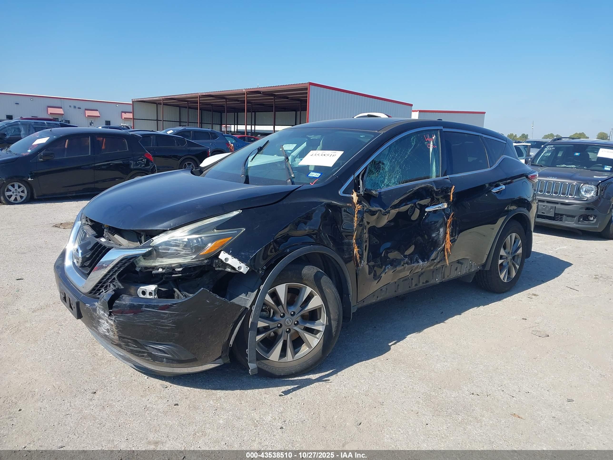 NISSAN MURANO image 2