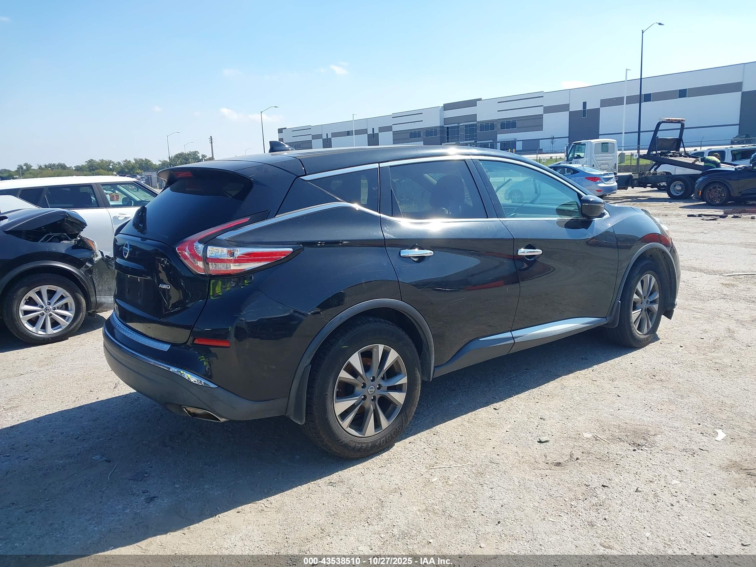 NISSAN MURANO image 4