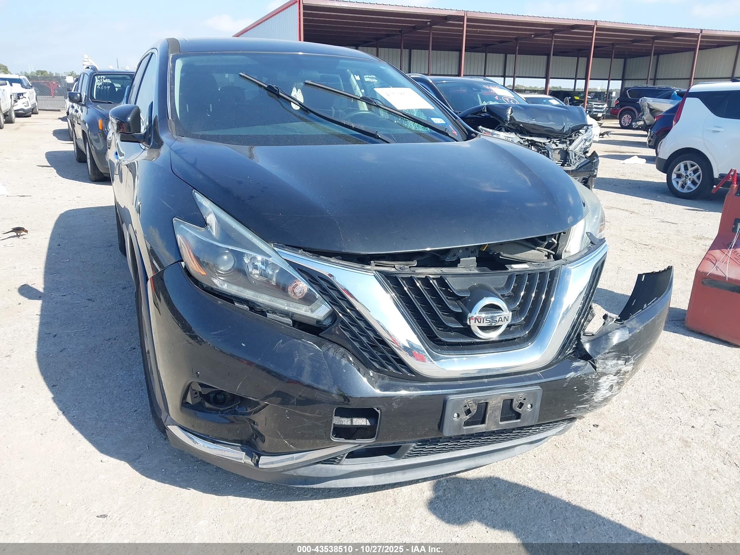 NISSAN MURANO image 6