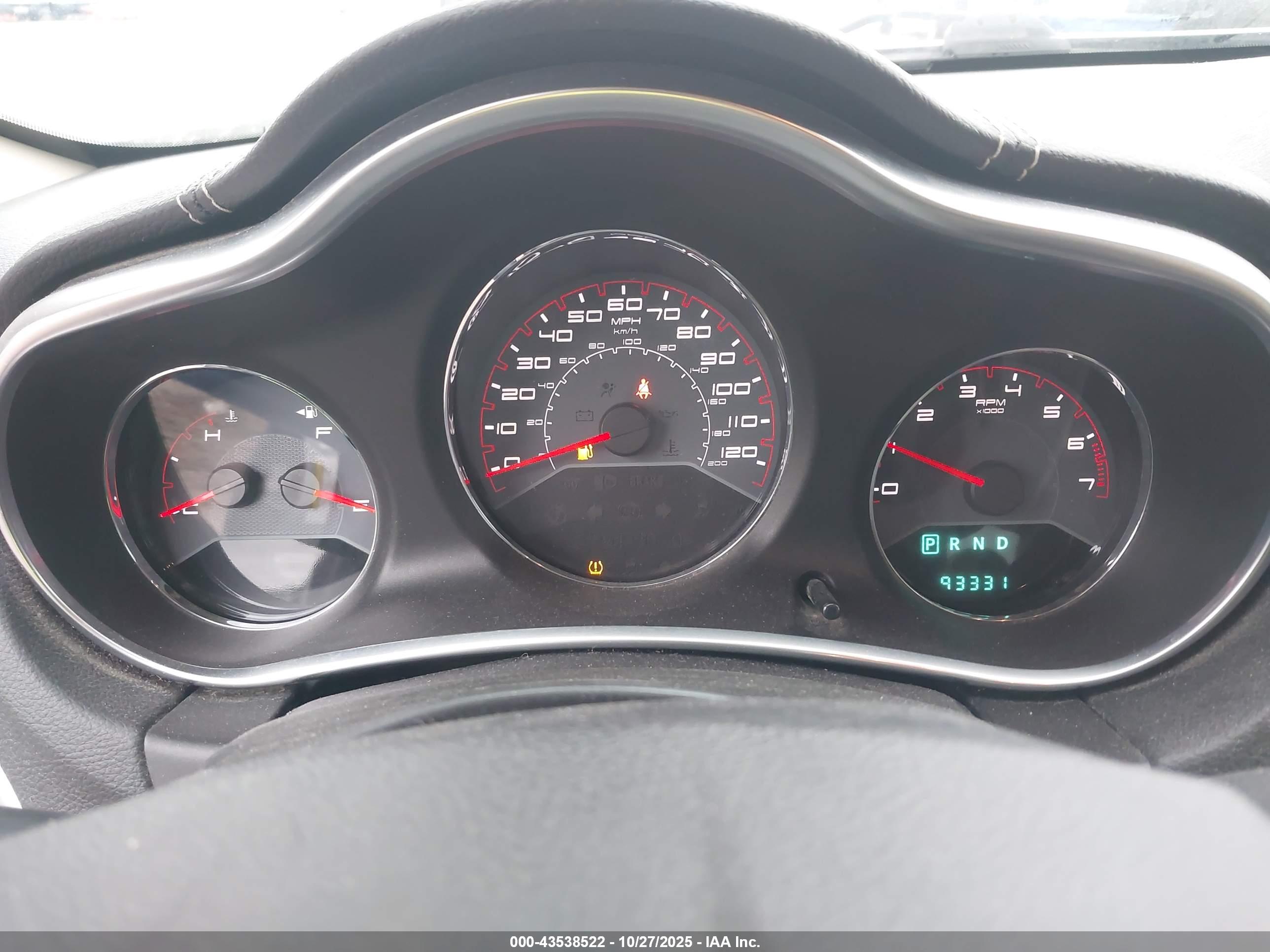 DODGE AVENGER image 7
