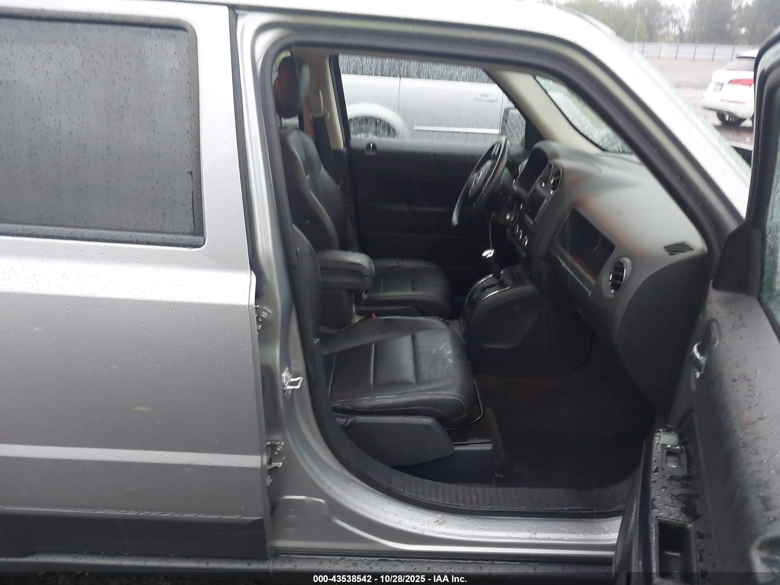 JEEP PATRIOT image 5