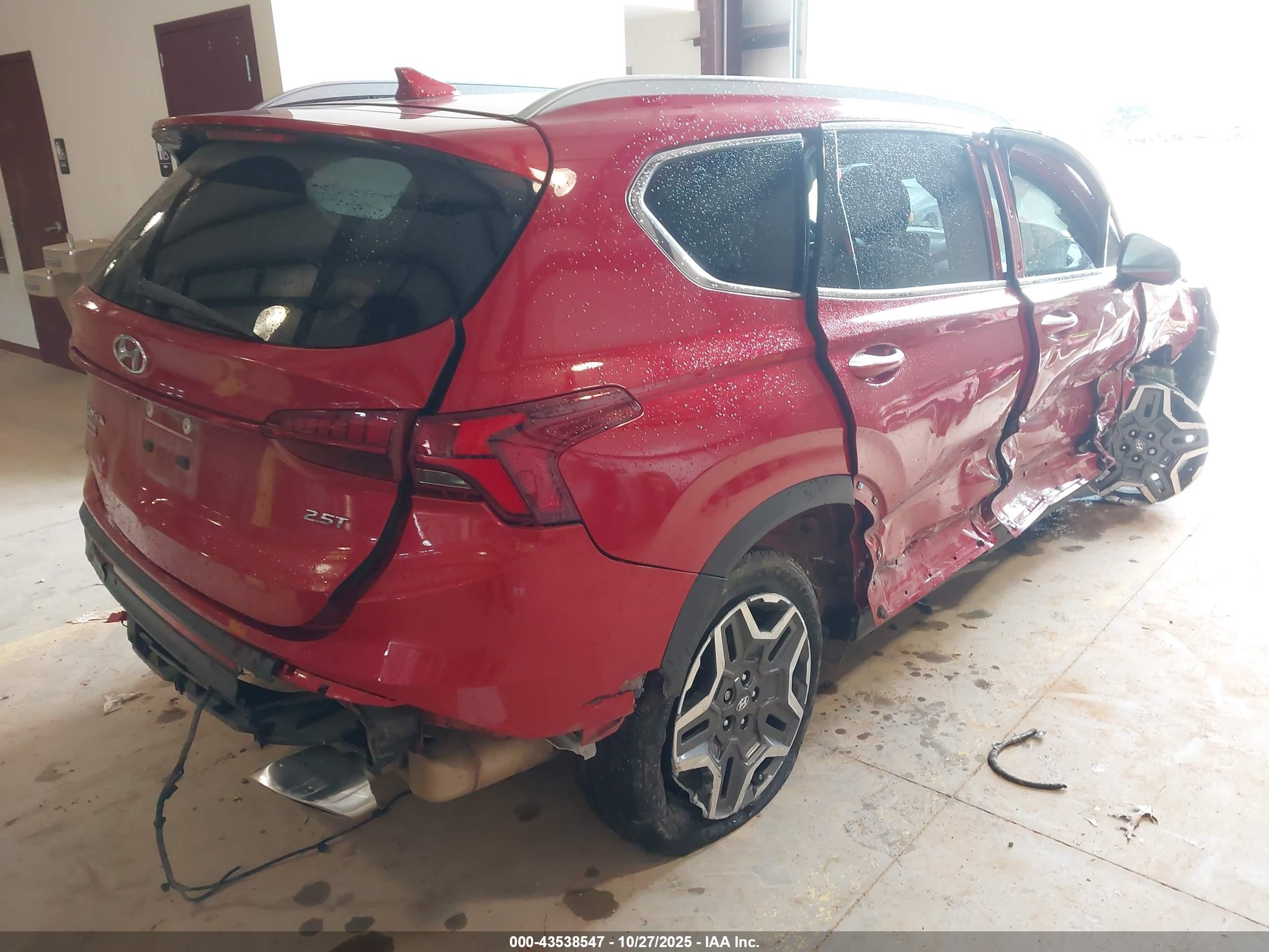 HYUNDAI SANTA image 4