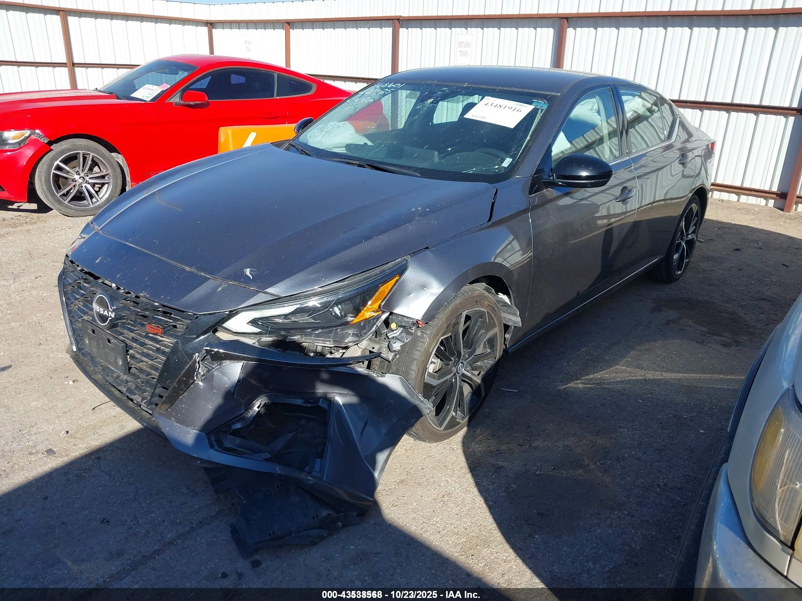 NISSAN ALTIMA image 2