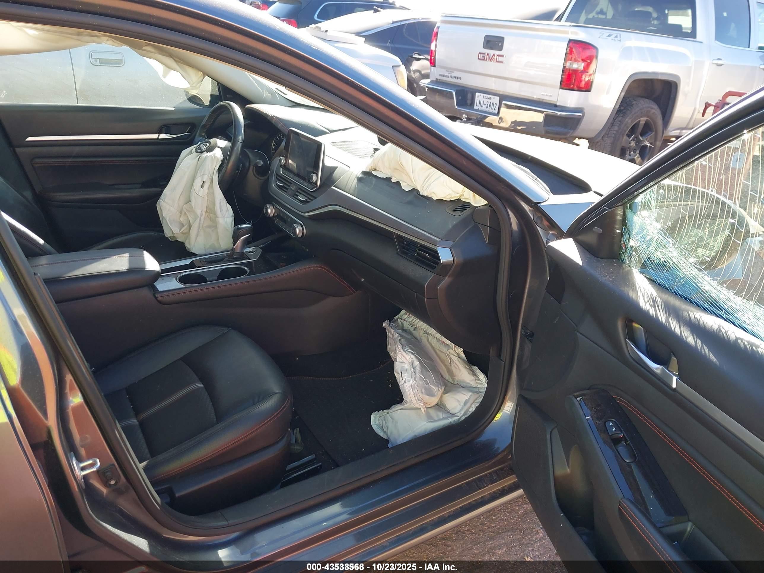 NISSAN ALTIMA image 5