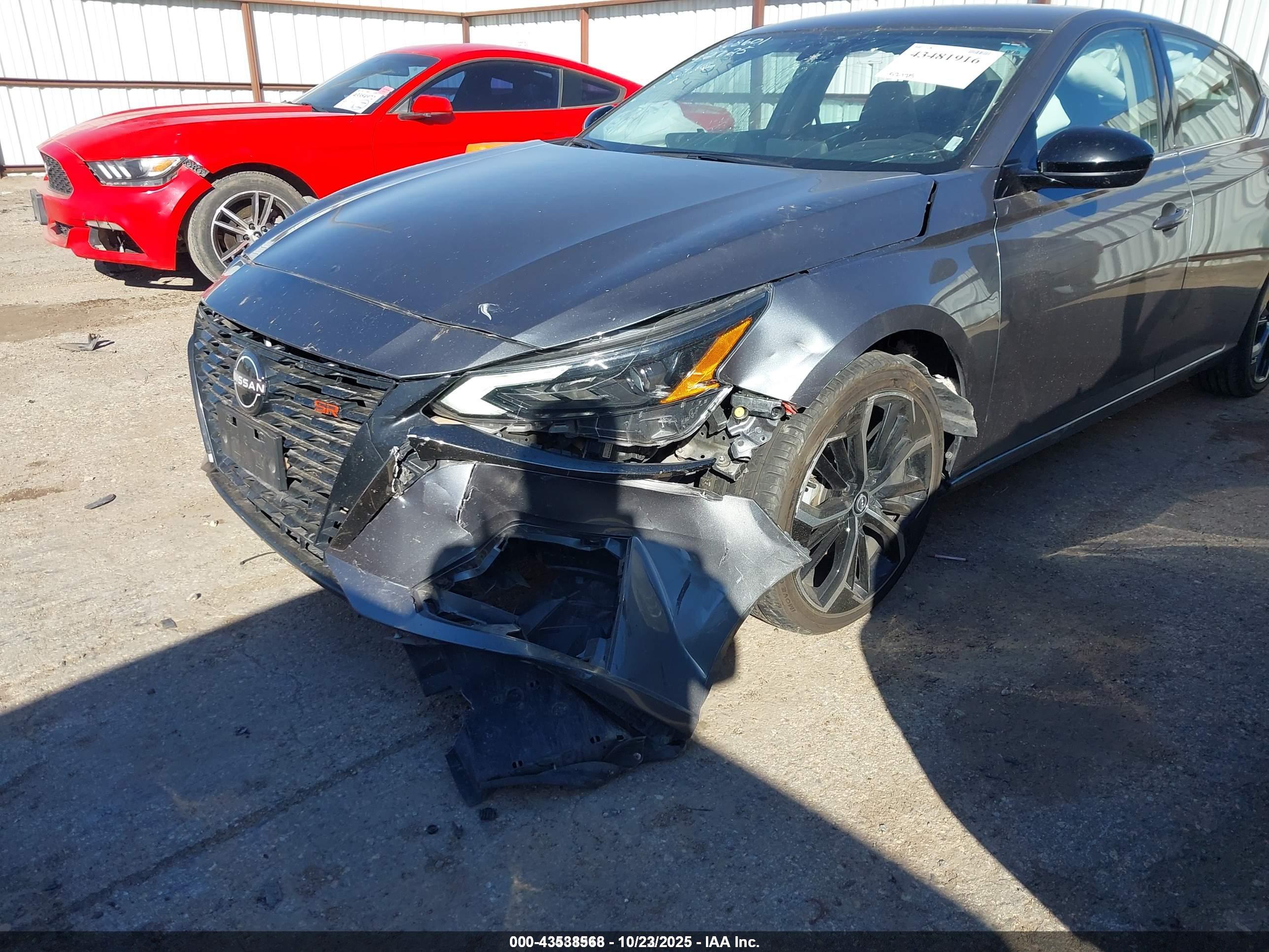 NISSAN ALTIMA image 6
