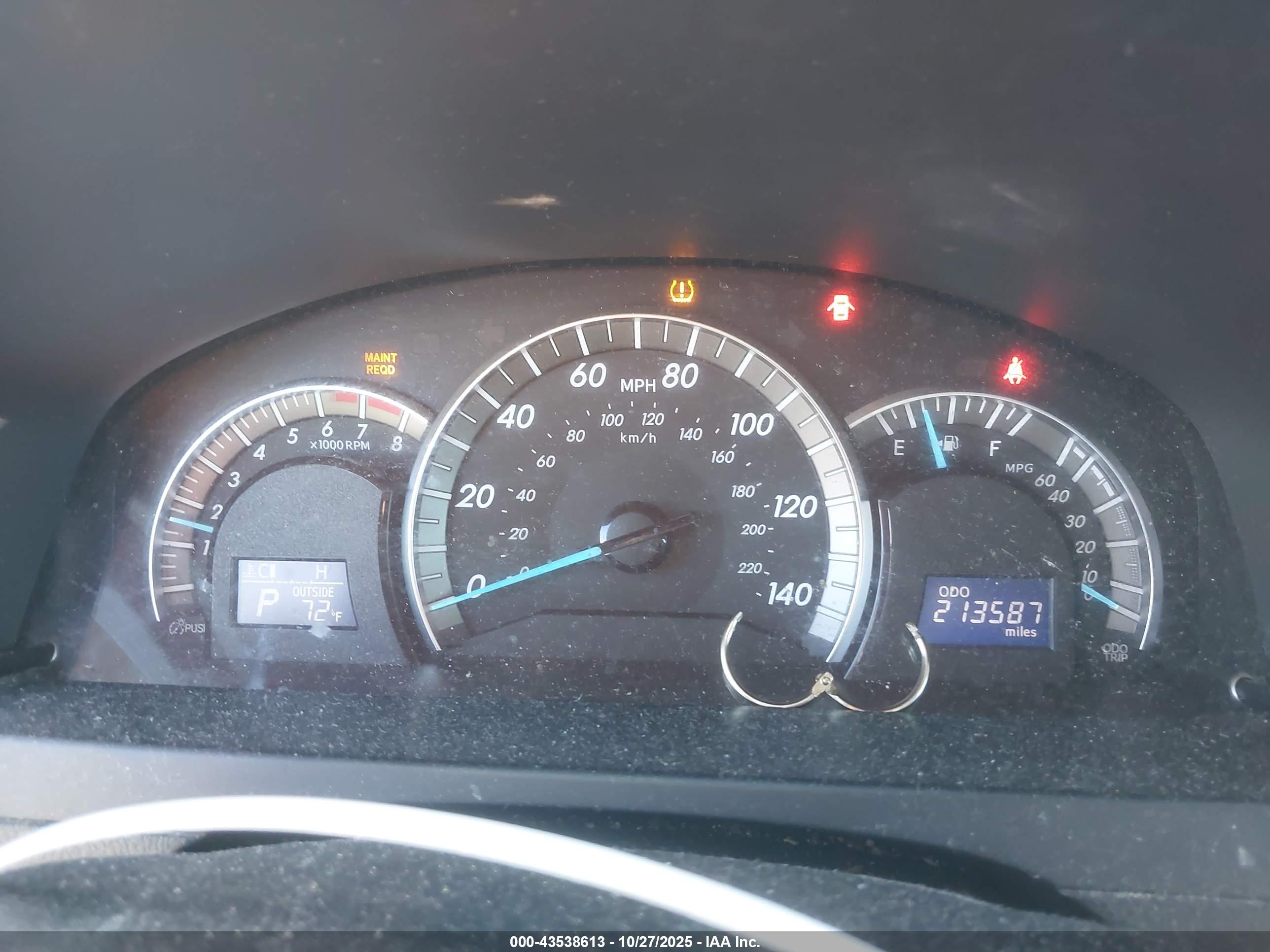 TOYOTA CAMRY image 7