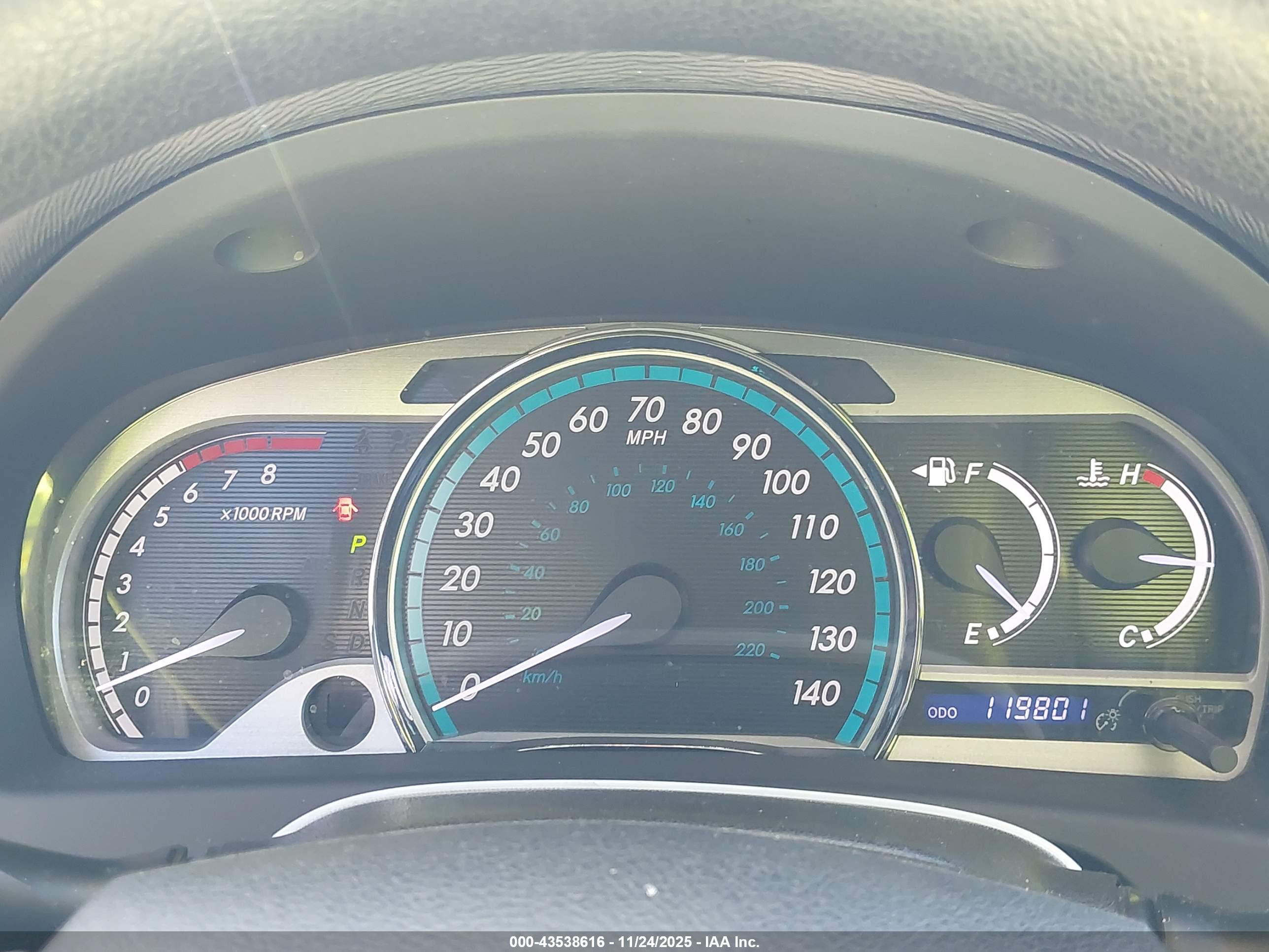 TOYOTA VENZA image 7
