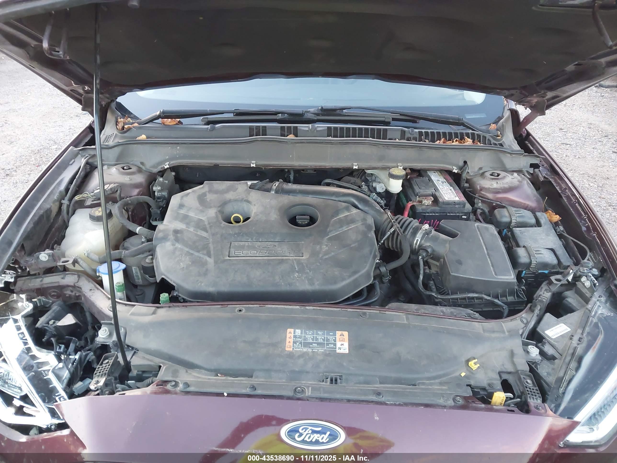 FORD FUSION image 10