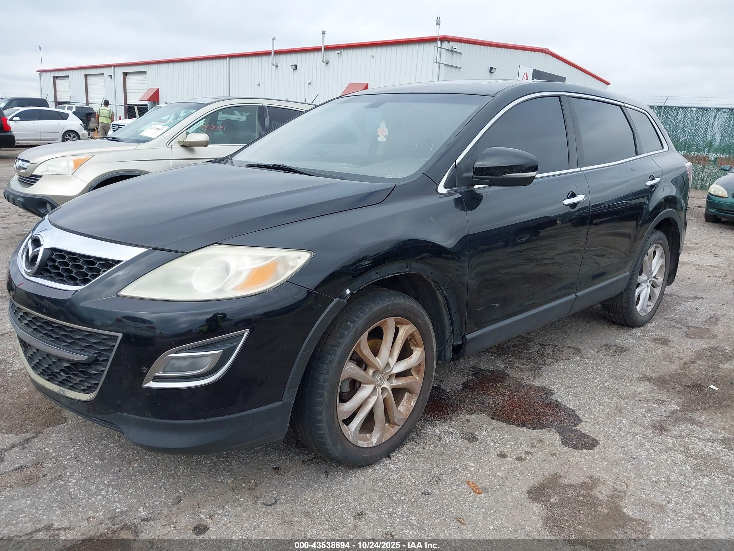 MAZDA CX-9 image 2