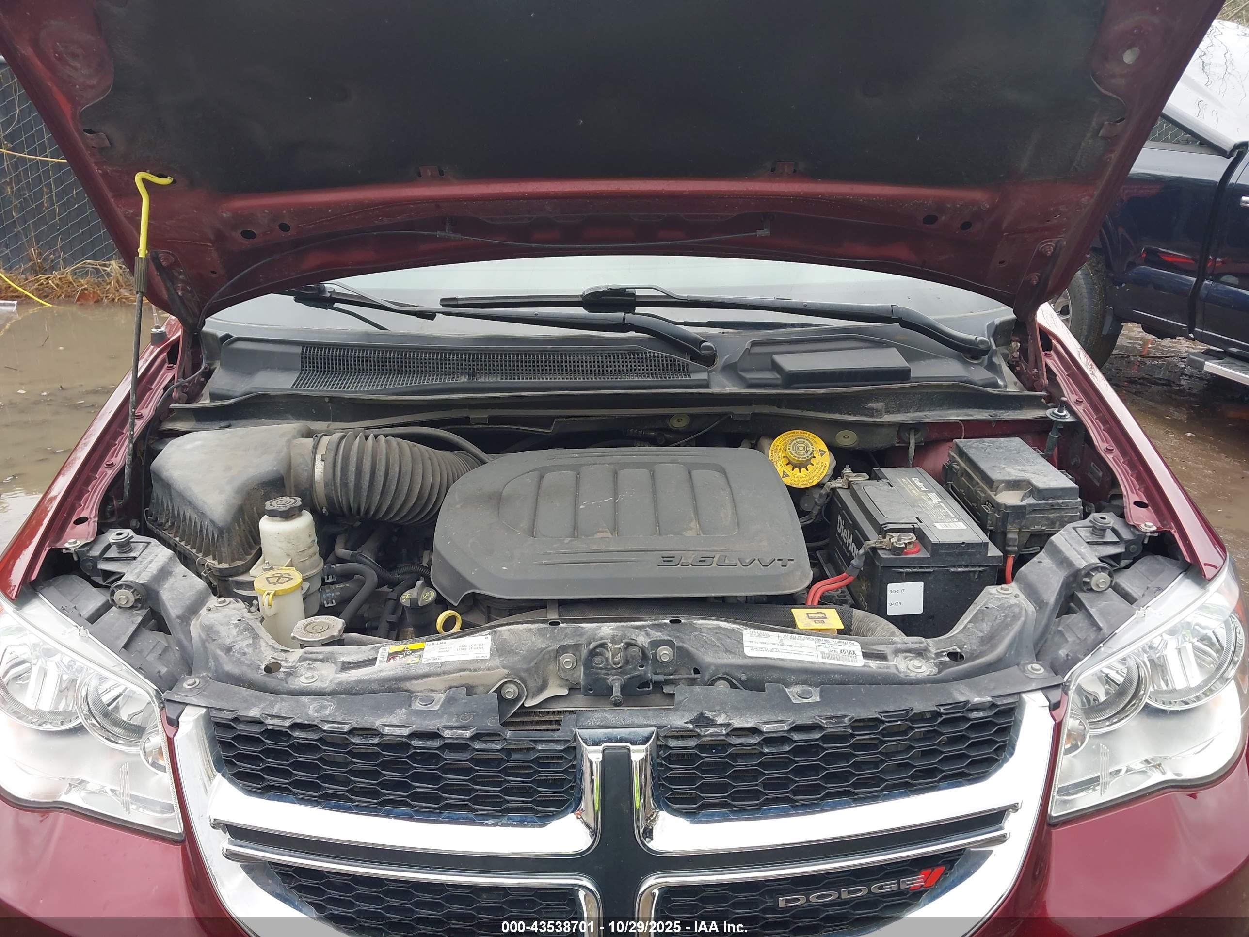 DODGE GRAND image 10