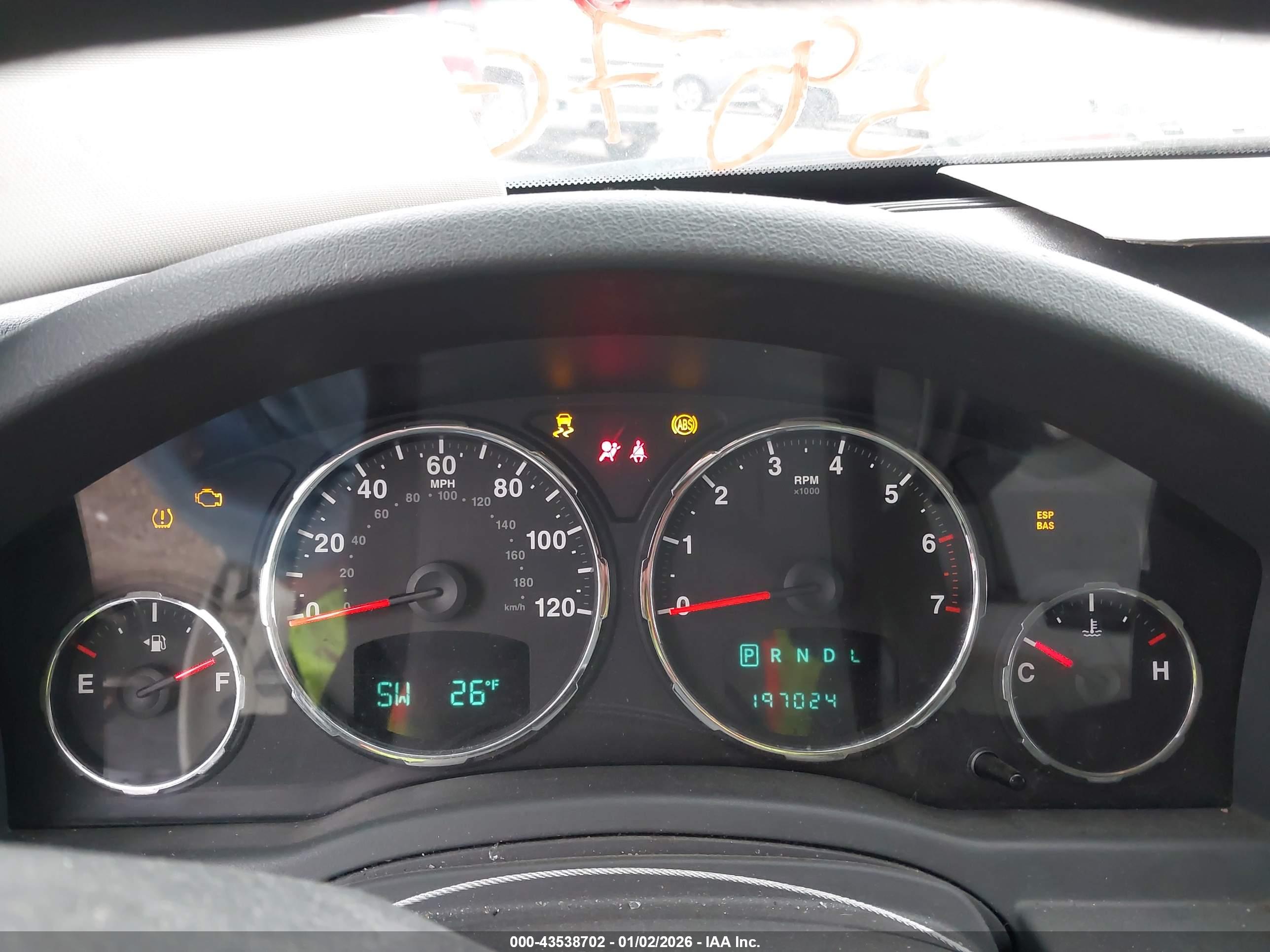 JEEP LIBERTY image 7