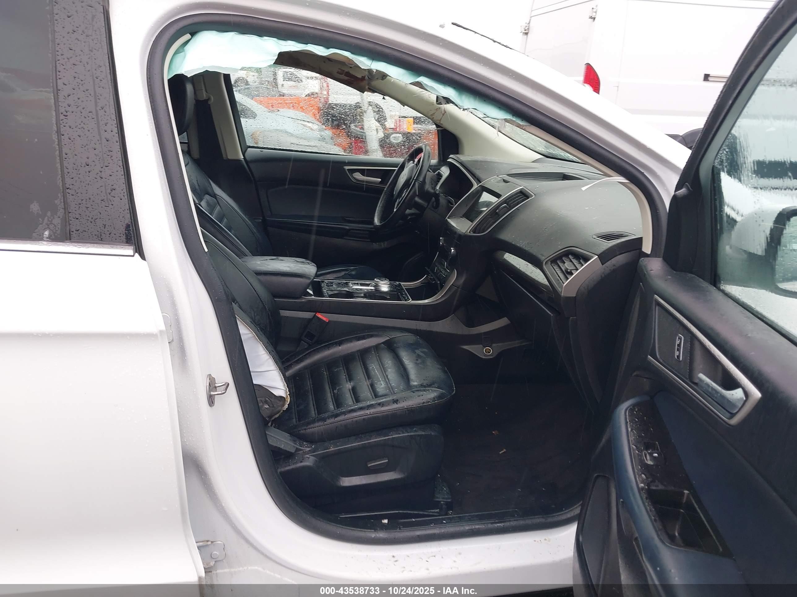 FORD EDGE image 5