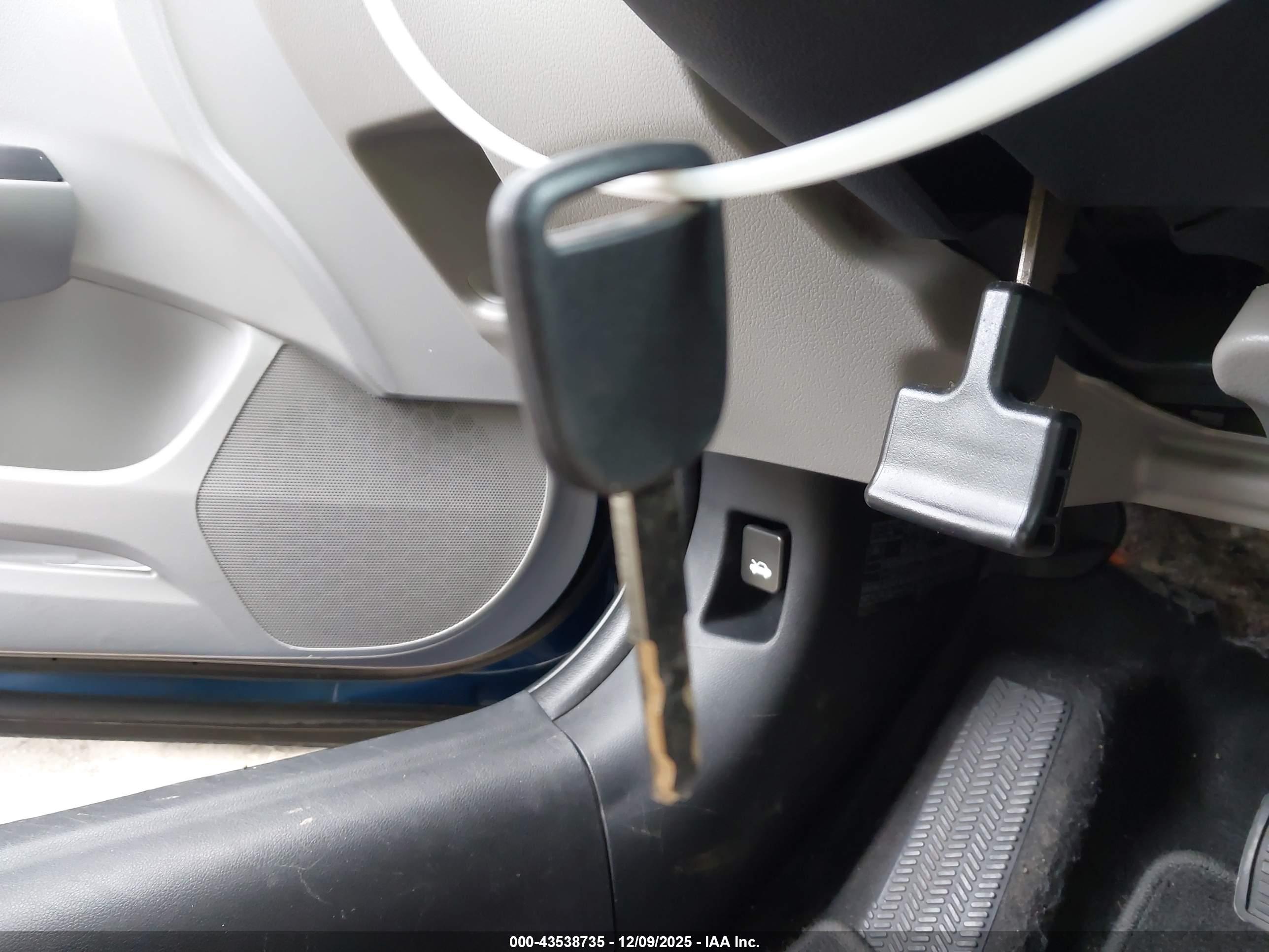 HONDA CIVIC image 11