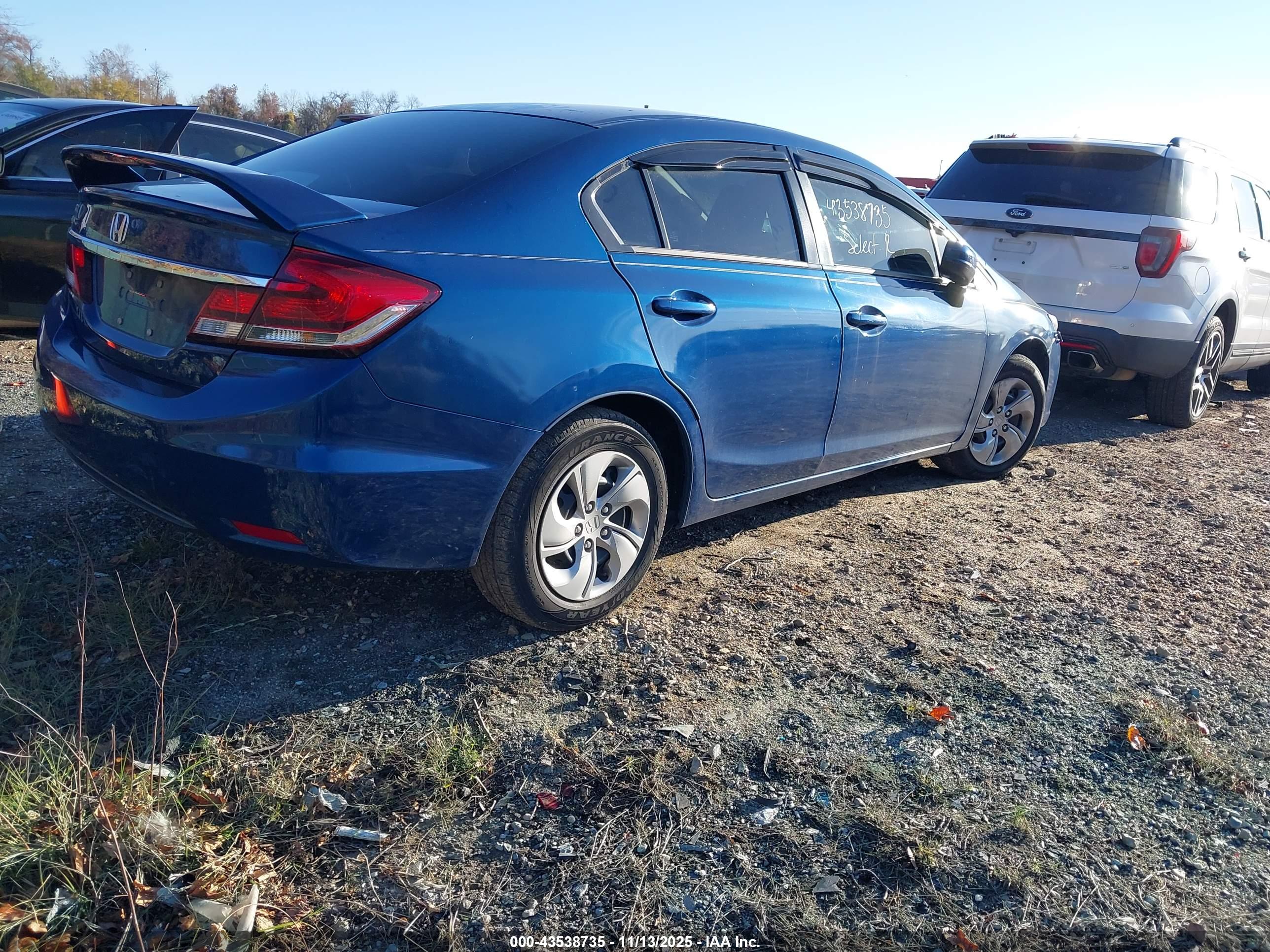 HONDA CIVIC image 4