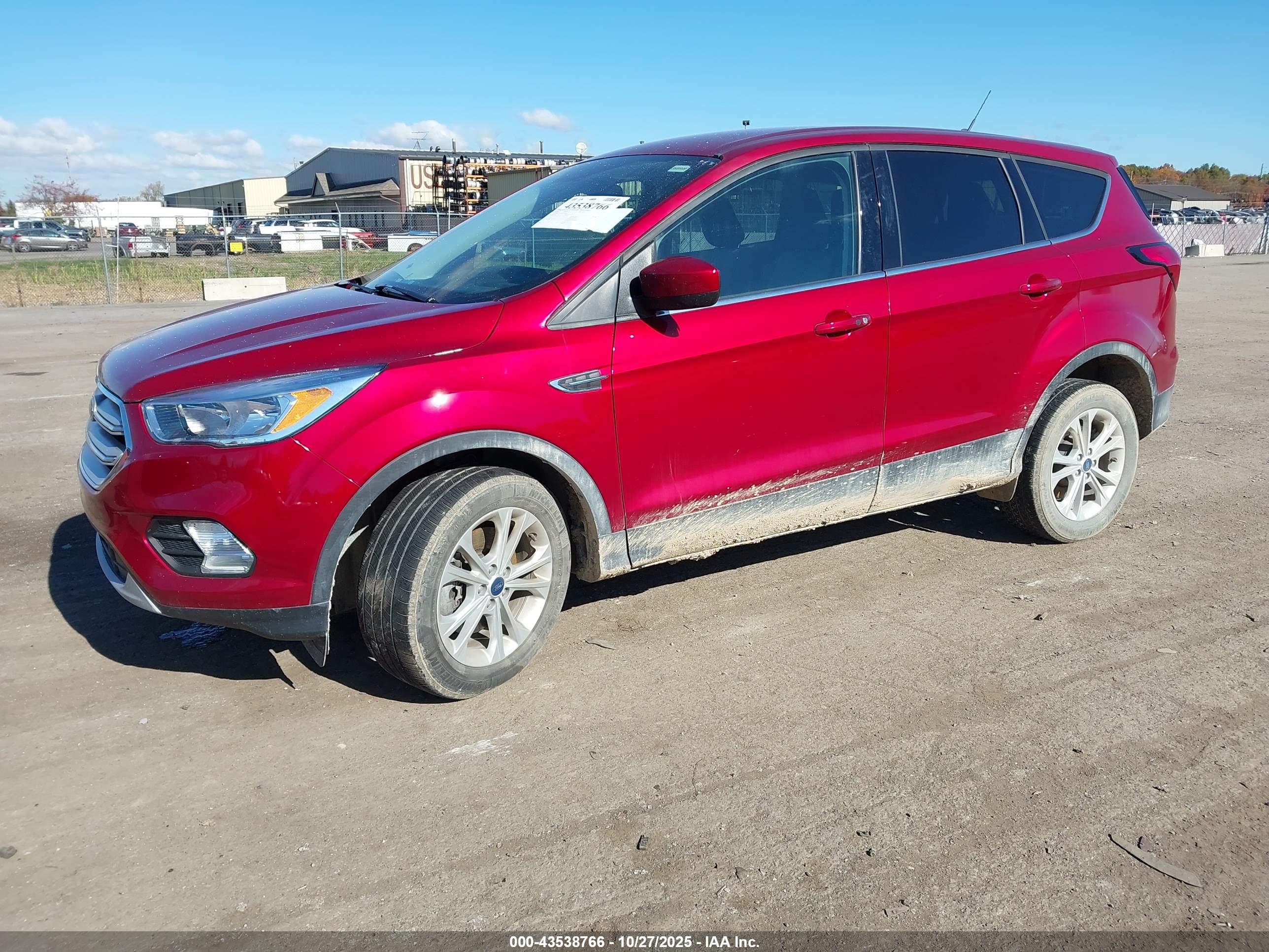 FORD ESCAPE image 2
