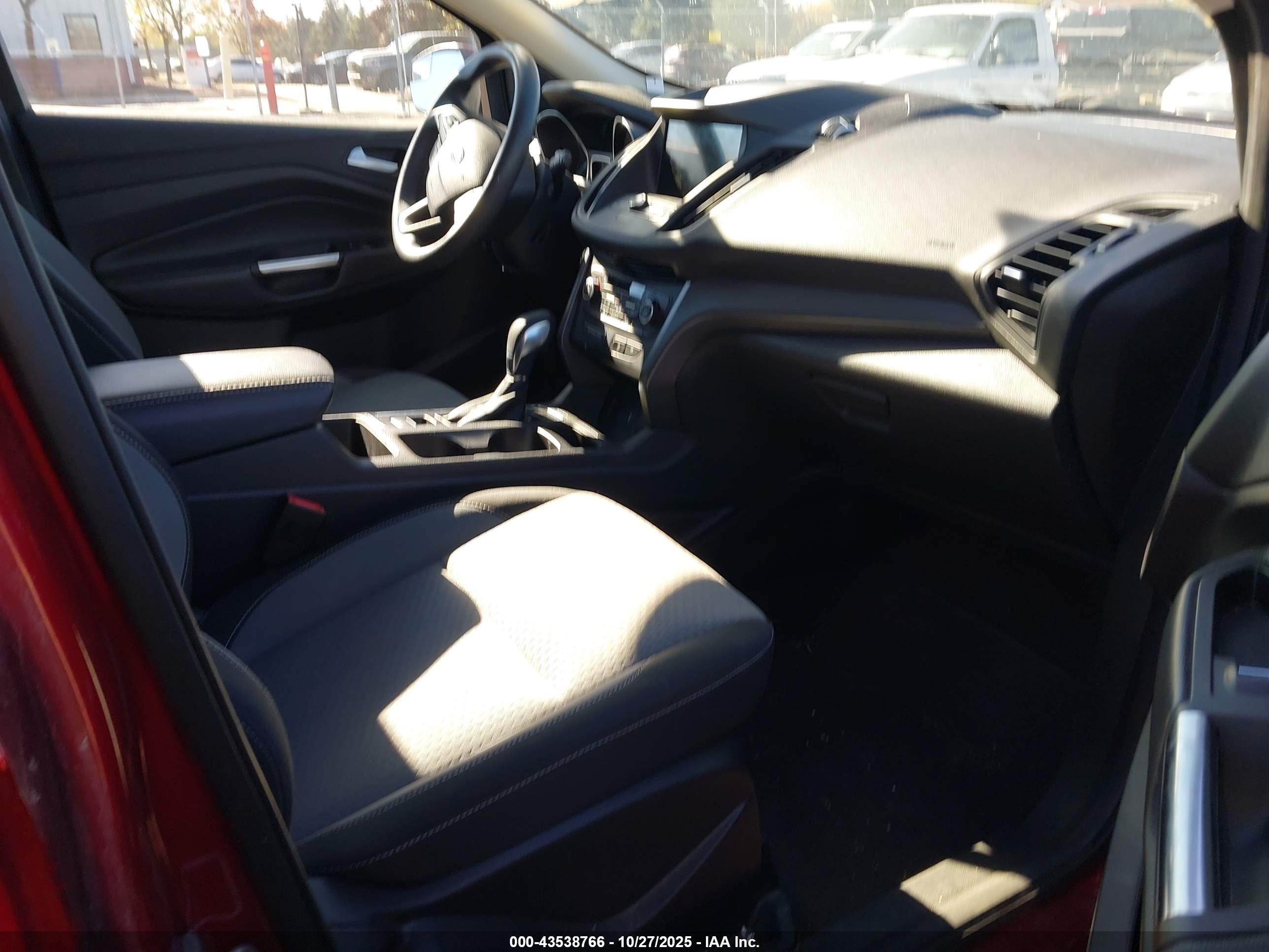FORD ESCAPE image 5