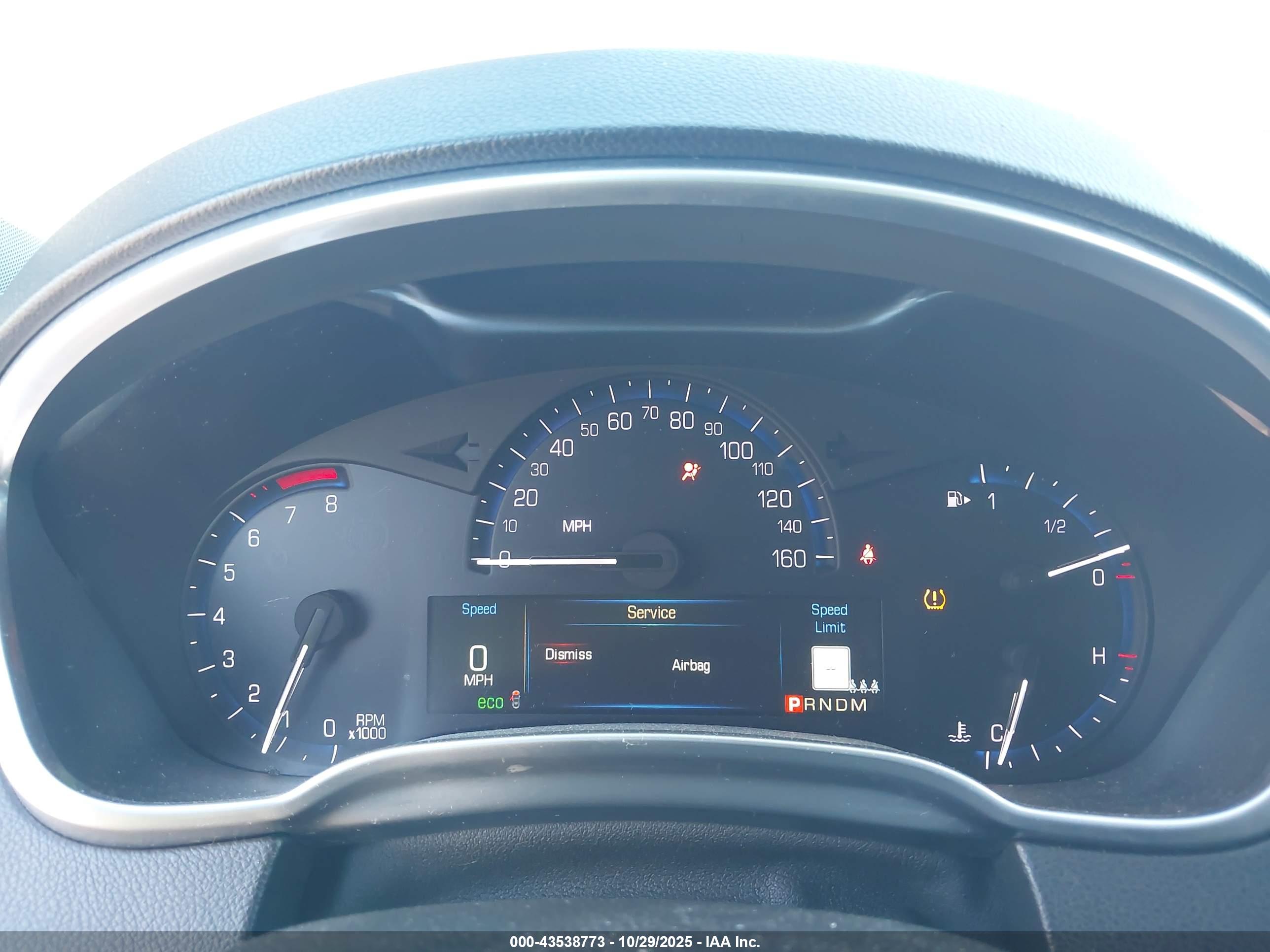 CADILLAC SRX image 7