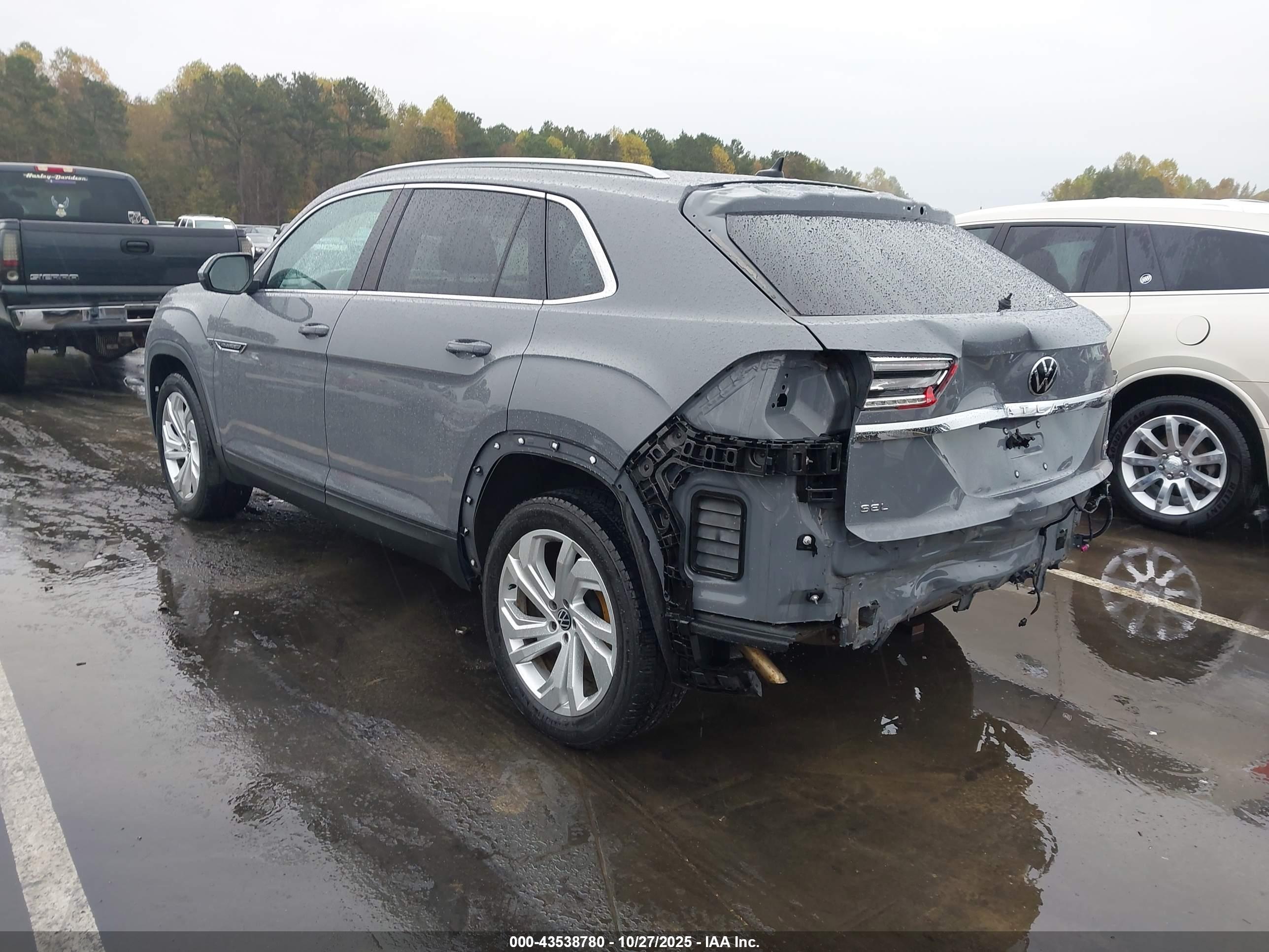 VOLKSWAGEN ATLAS image 3