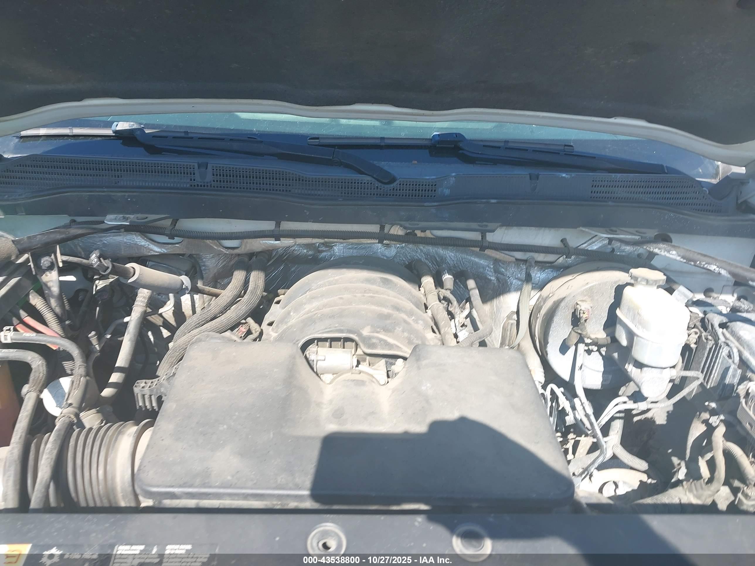 CHEVROLET SILVERADO image 10