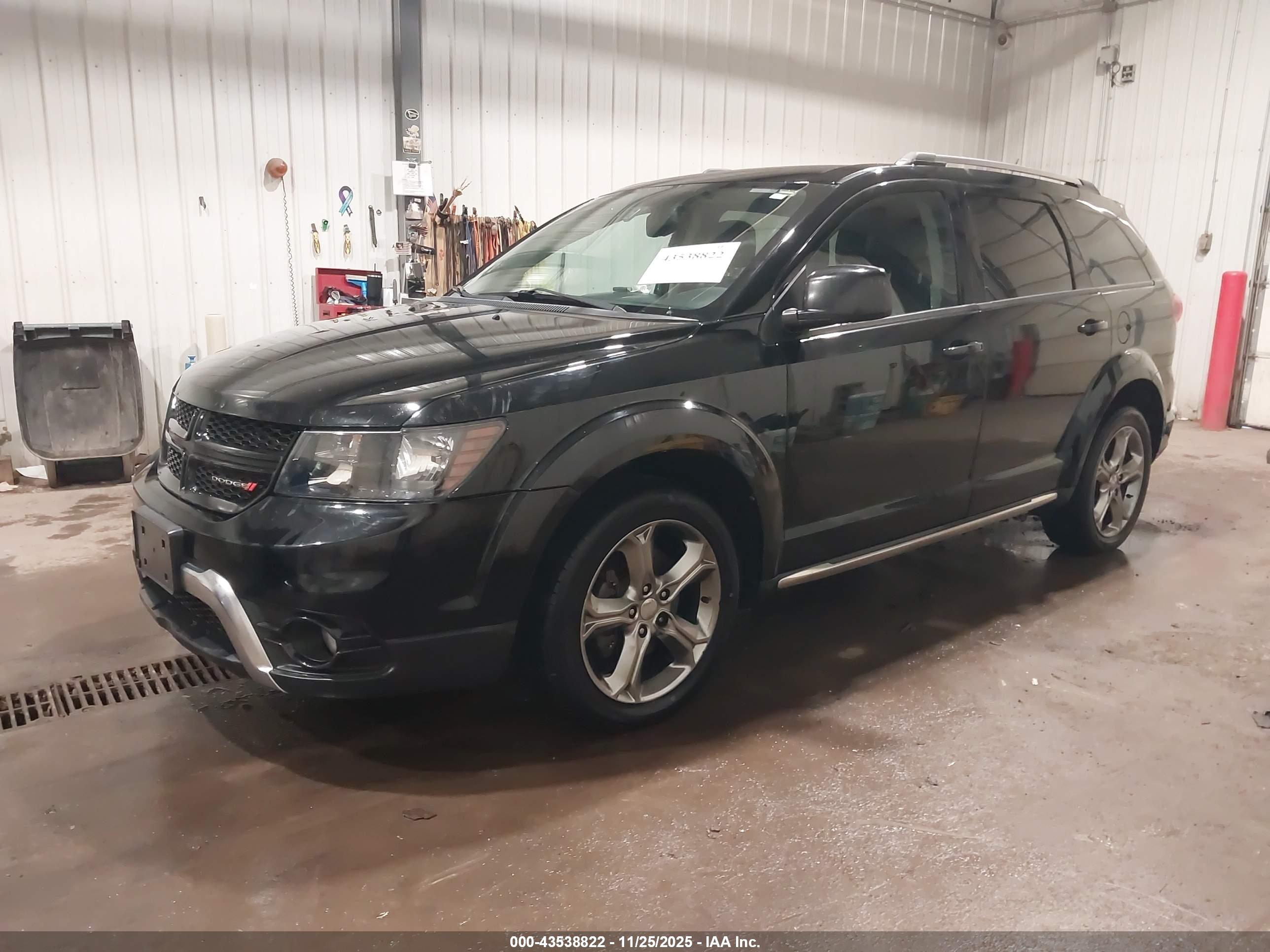 DODGE JOURNEY image 2