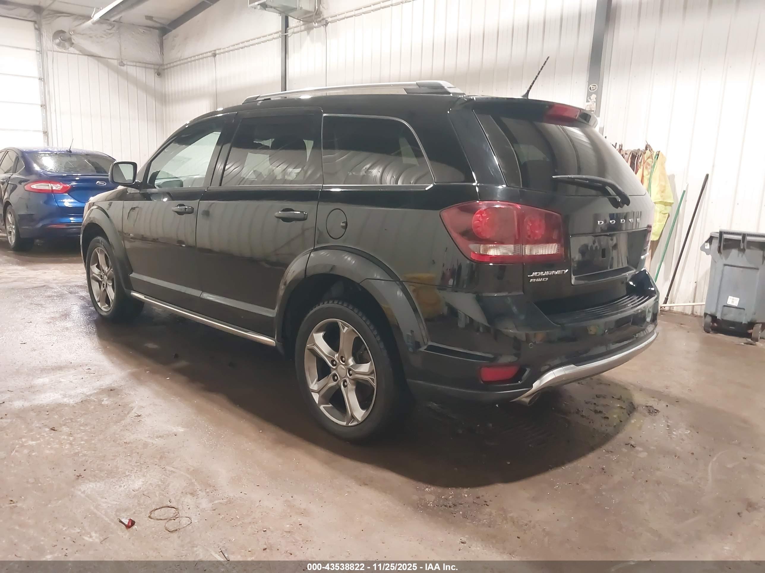 DODGE JOURNEY image 3