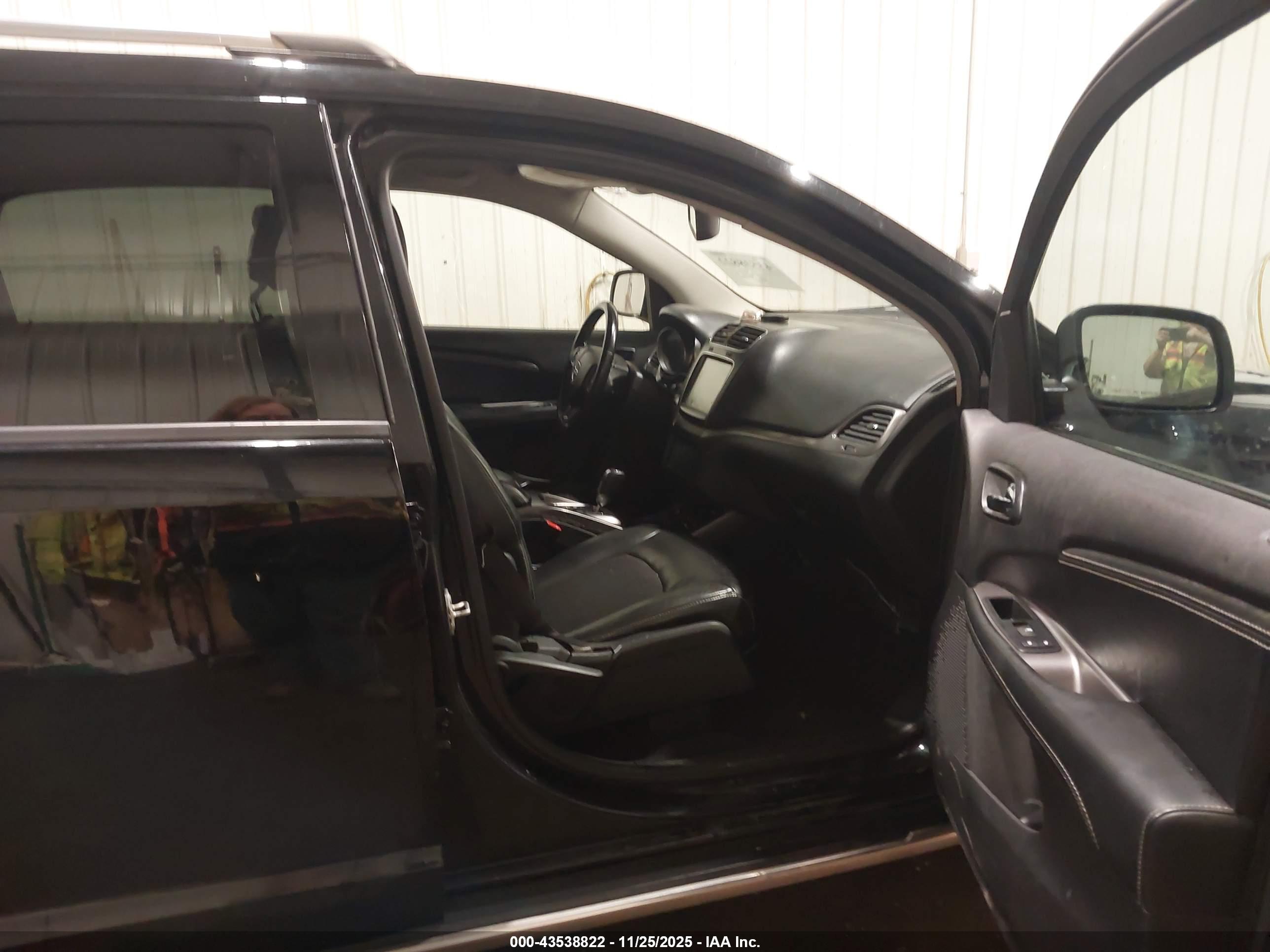 DODGE JOURNEY image 5