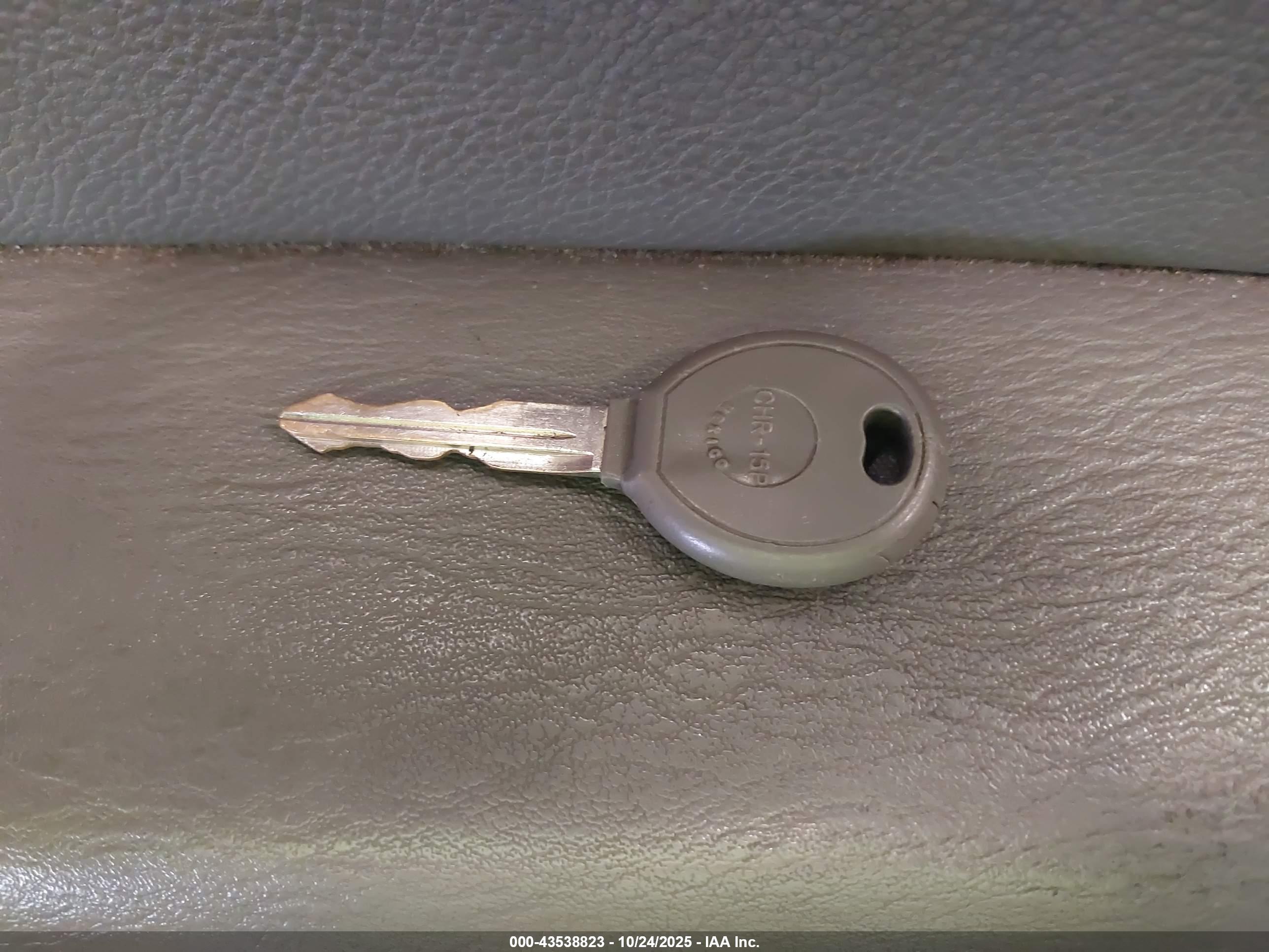 DODGE CARAVAN image 11