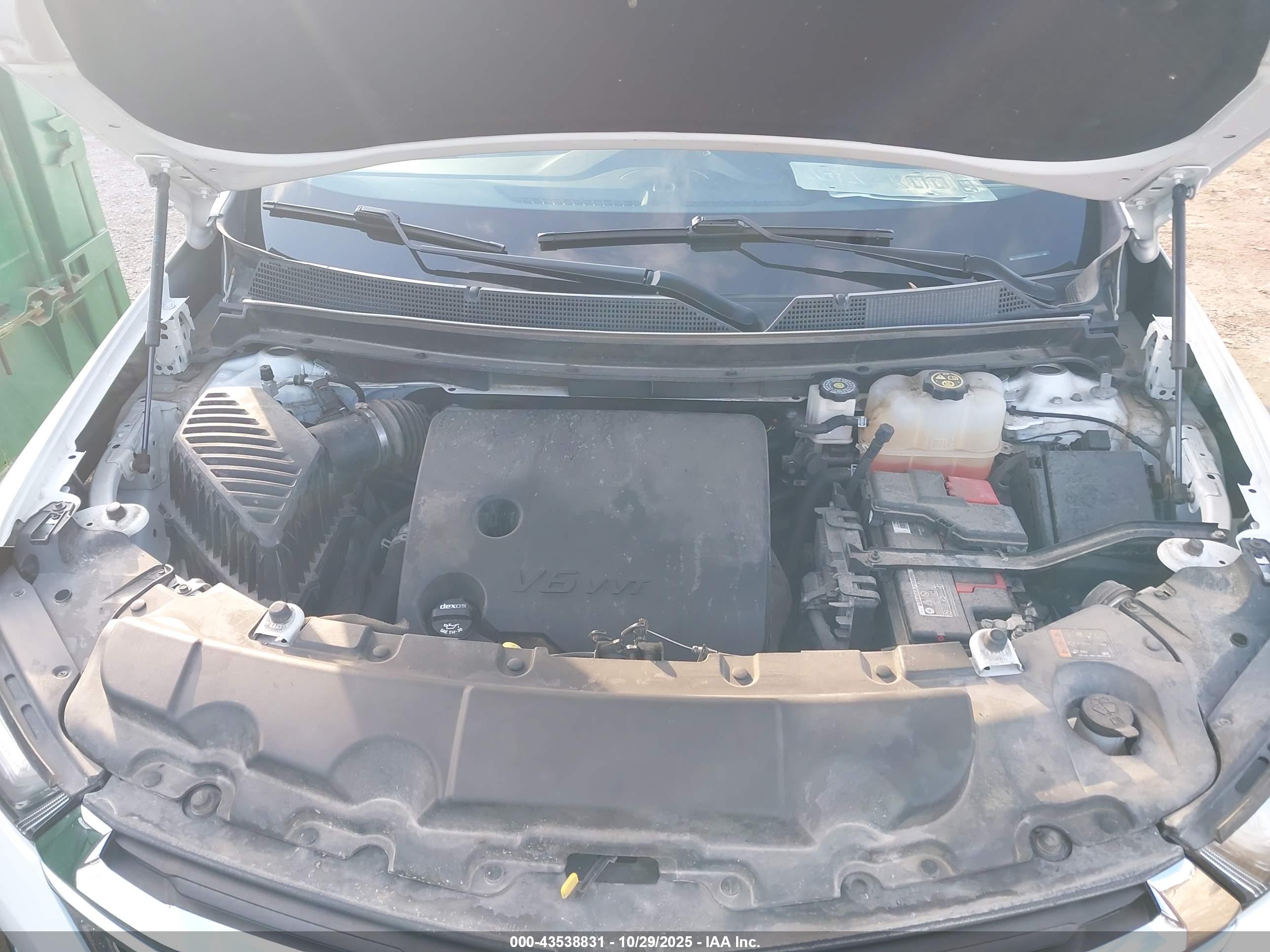 CHEVROLET TRAVERSE image 10