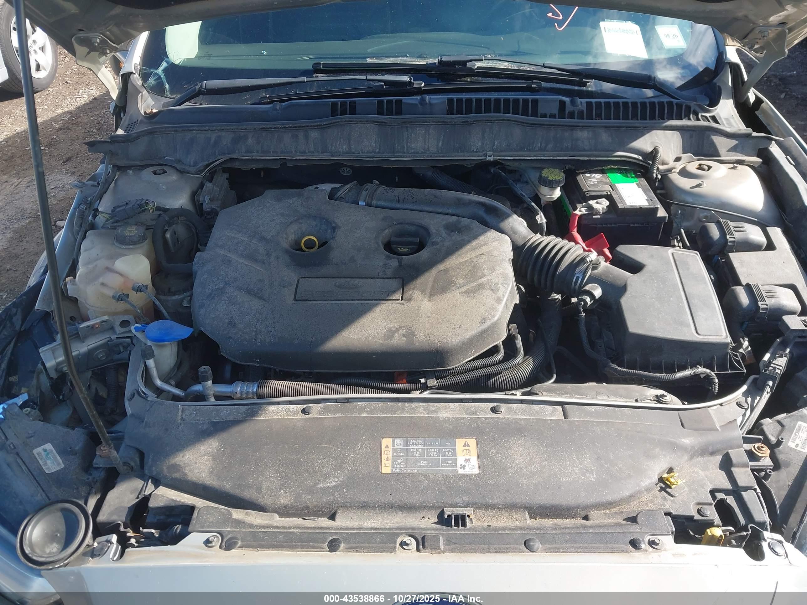 FORD FUSION image 10