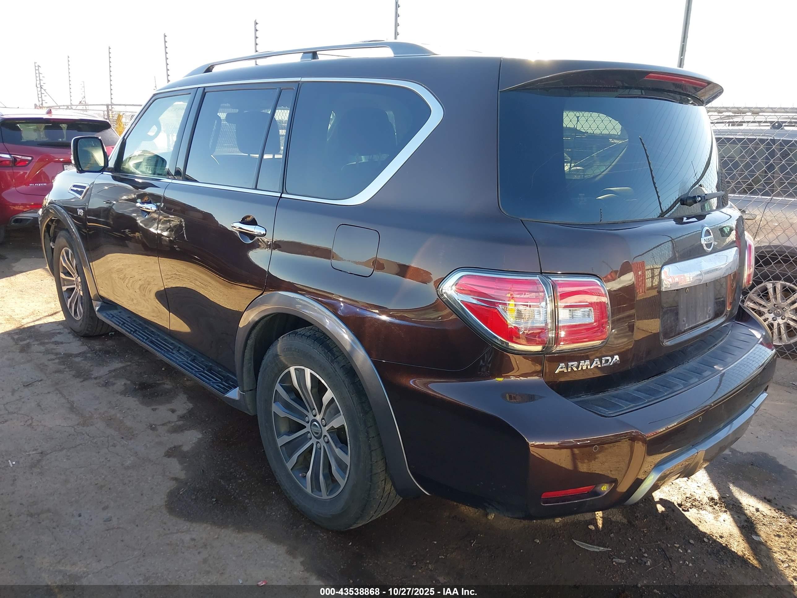 NISSAN ARMADA image 3