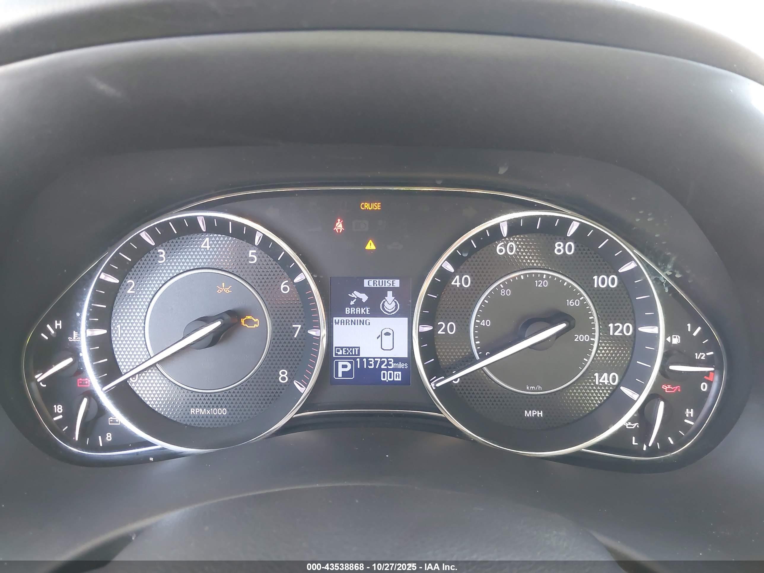 NISSAN ARMADA image 7