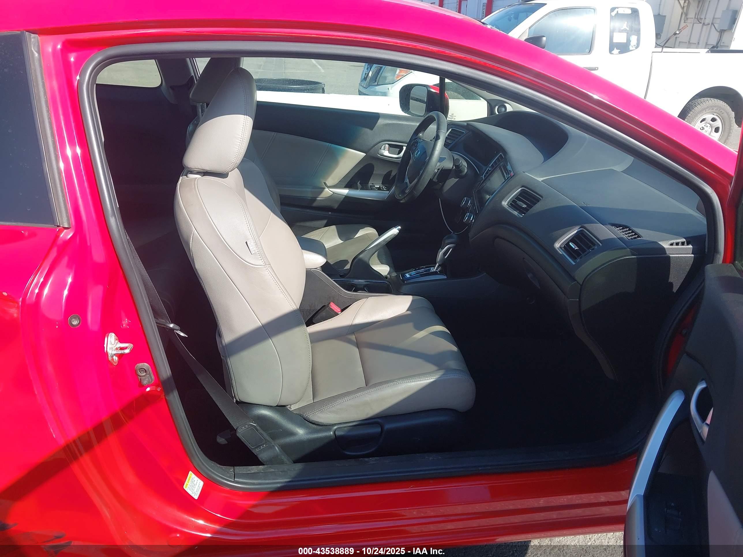 HONDA CIVIC image 5