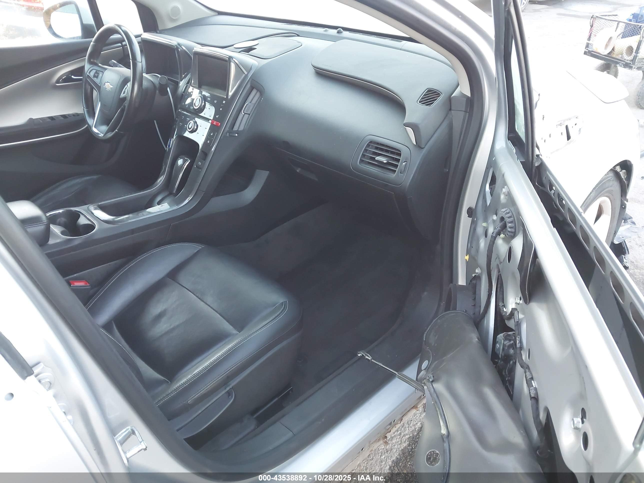 CHEVROLET VOLT image 5
