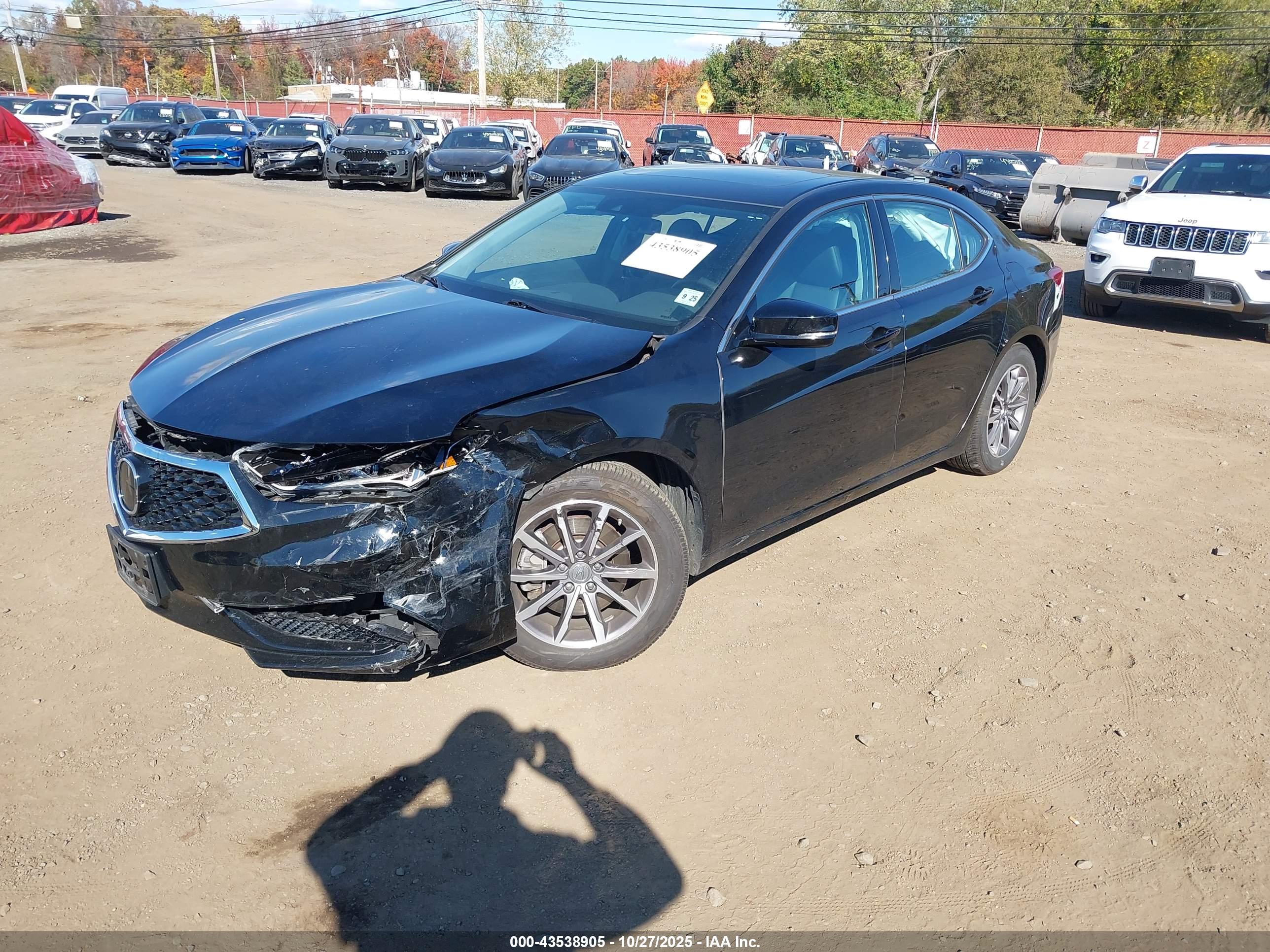 ACURA TLX image 2