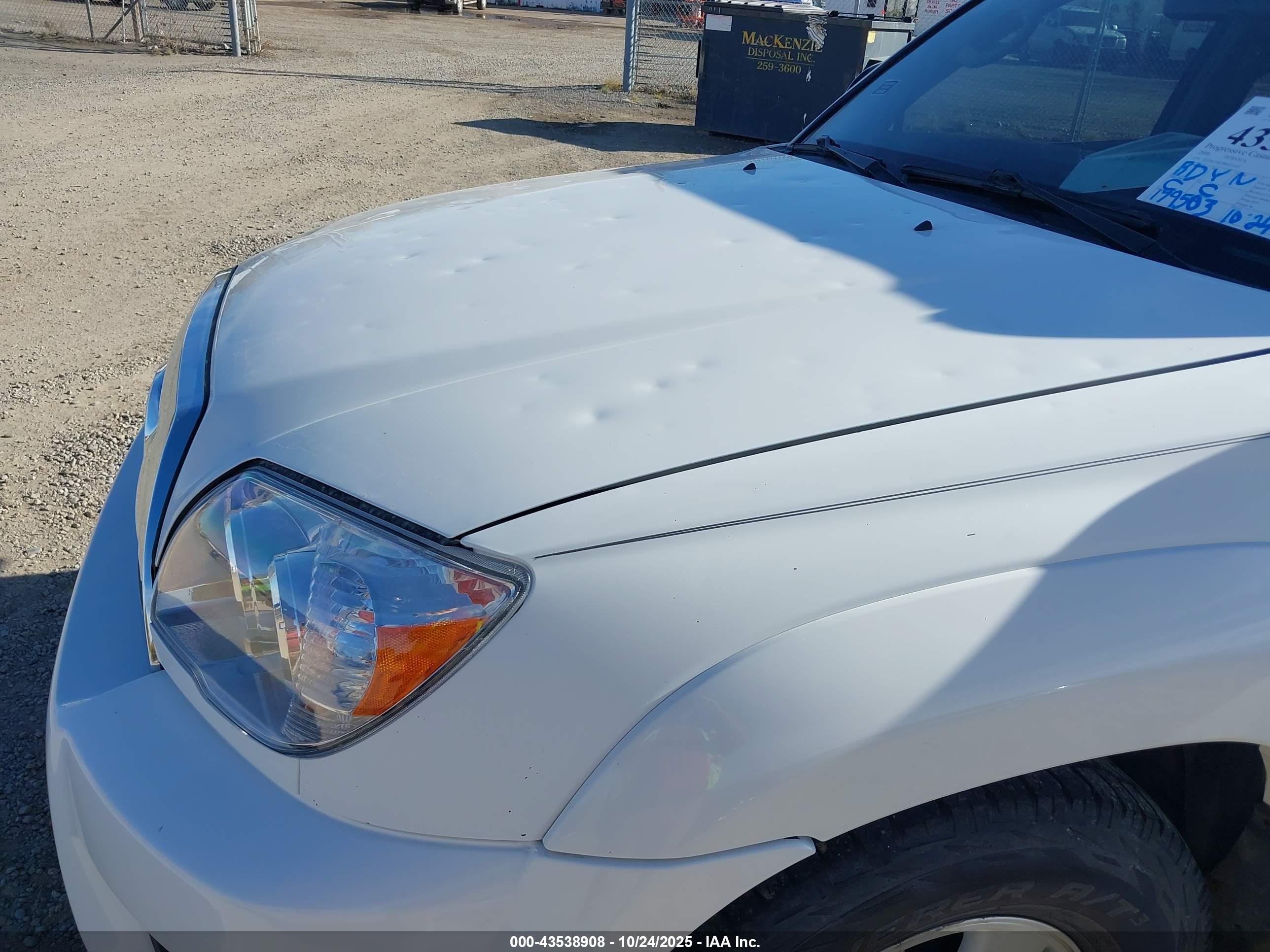 TOYOTA 4RUNNER image 6
