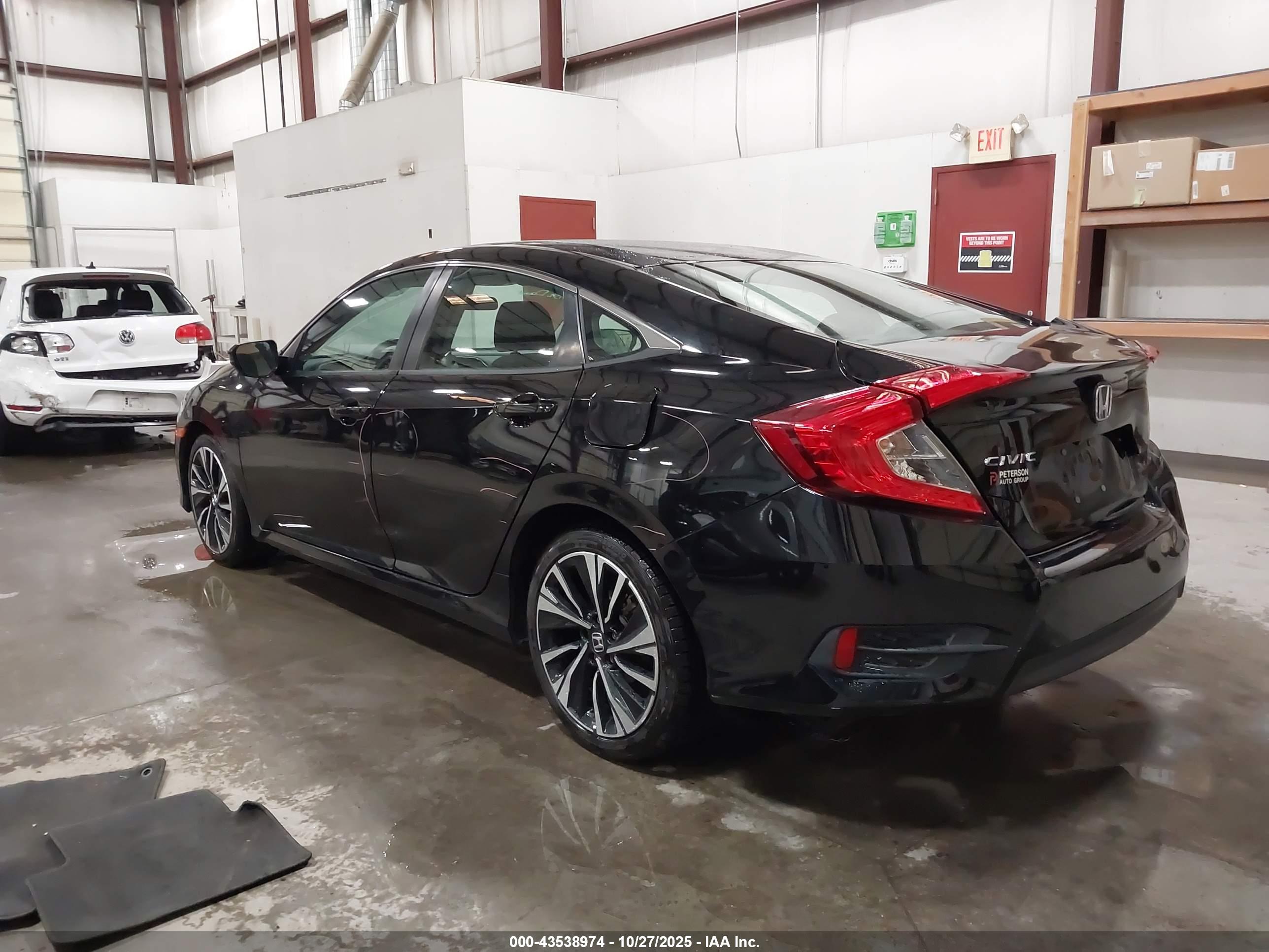 HONDA CIVIC image 3